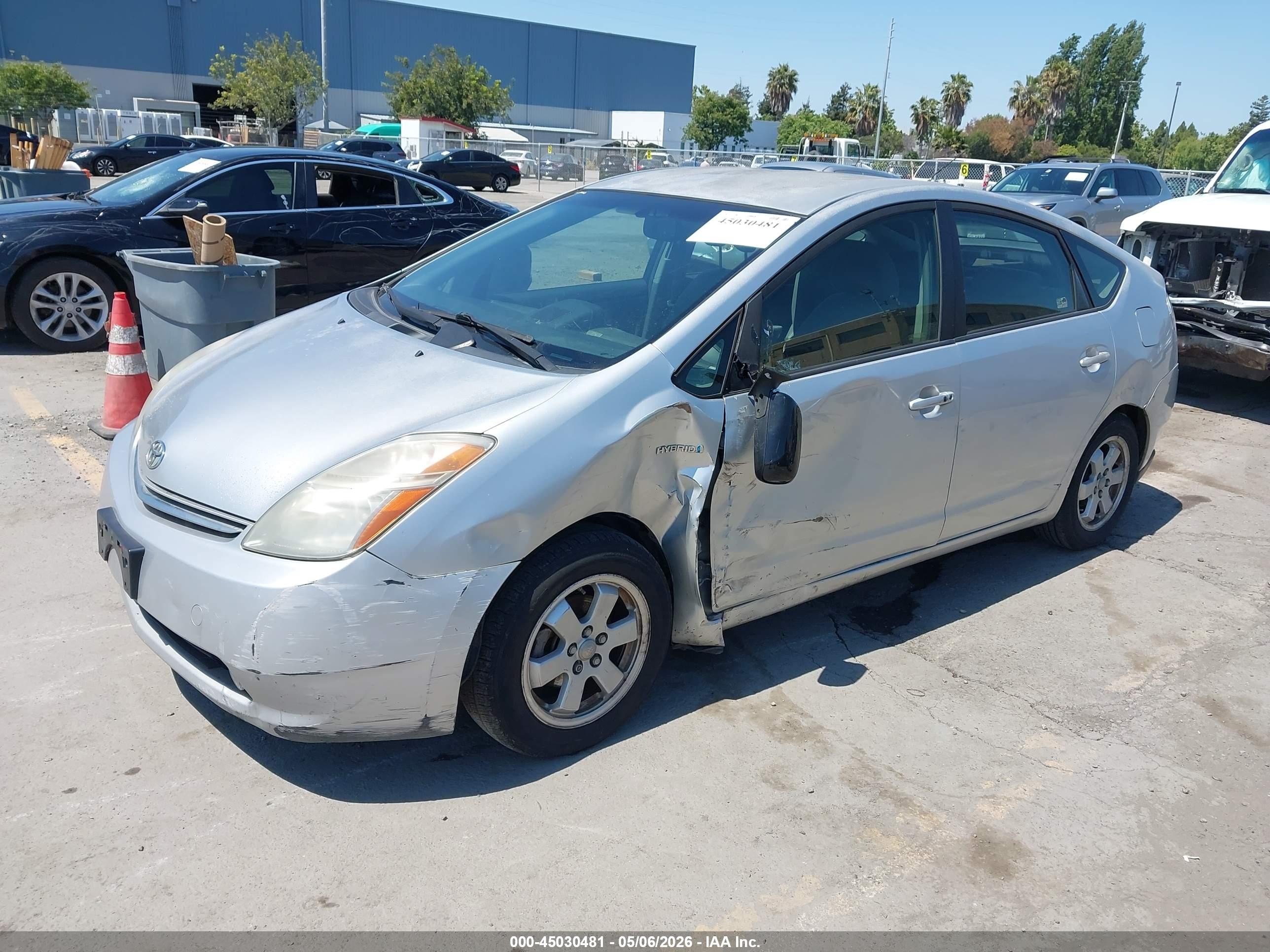 2008 Toyota Prius   Silver vin: JTDKB20UX83360033