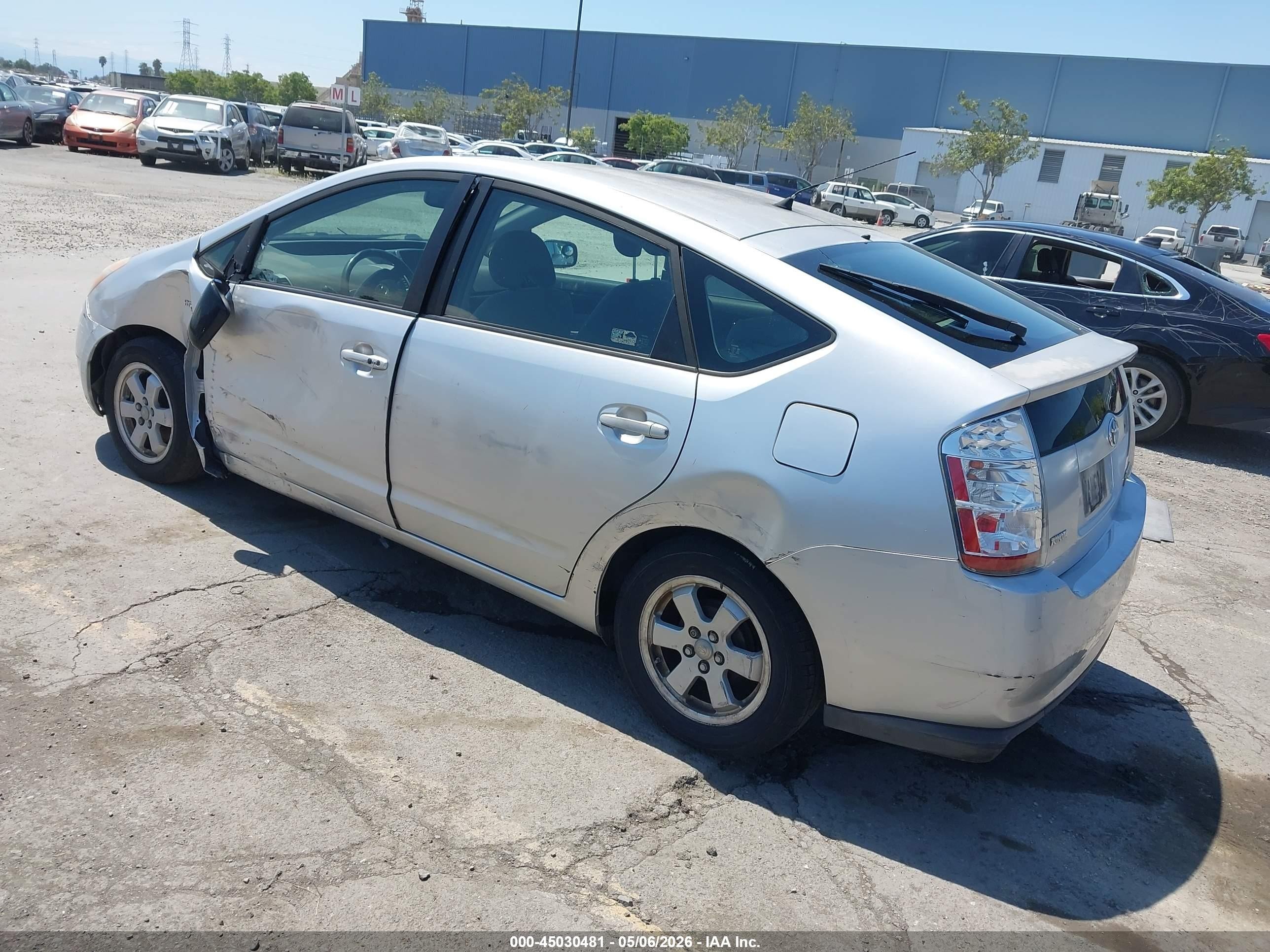 2008 Toyota Prius   Silver vin: JTDKB20UX83360033