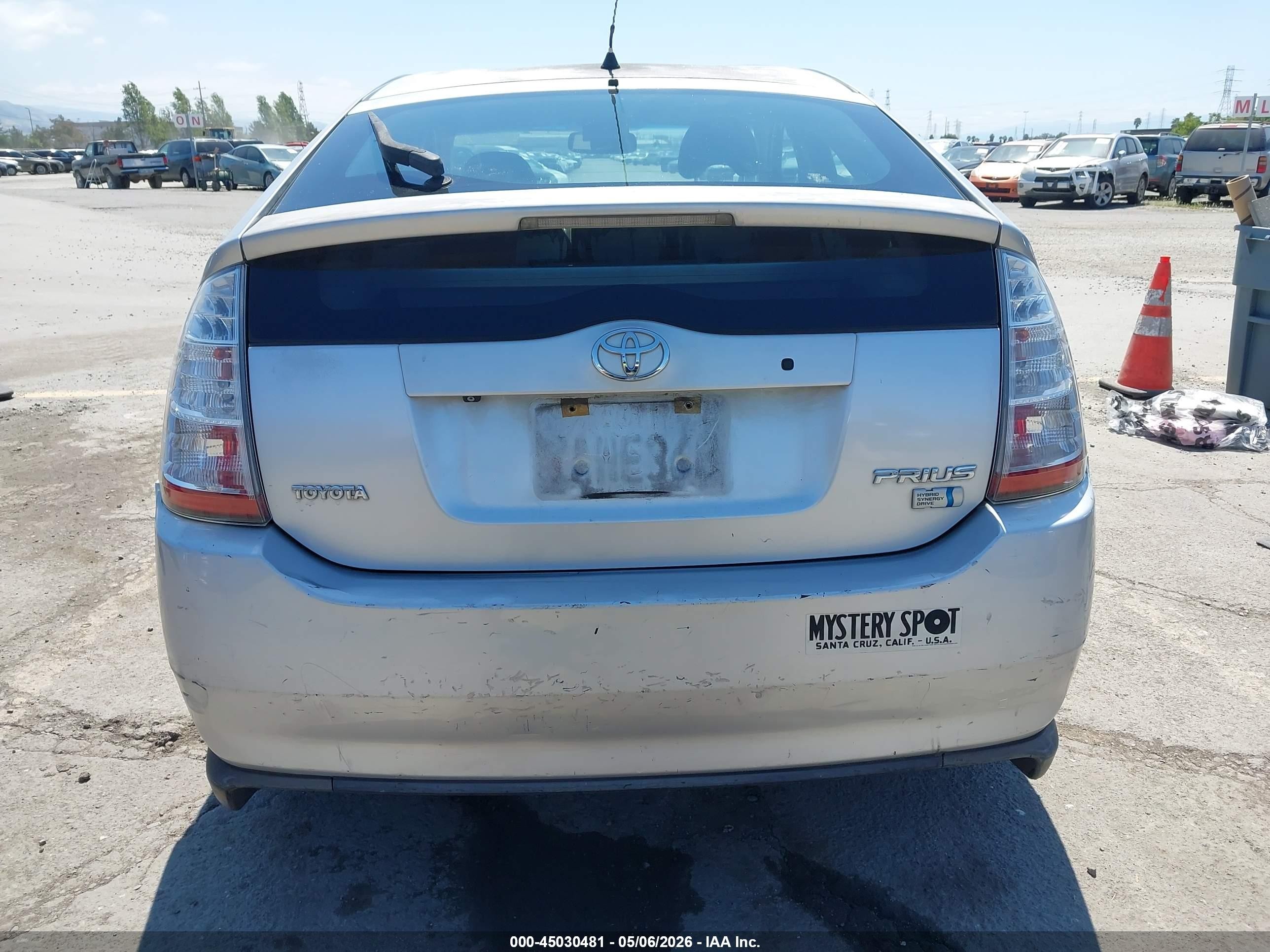 2008 Toyota Prius   Silver vin: JTDKB20UX83360033