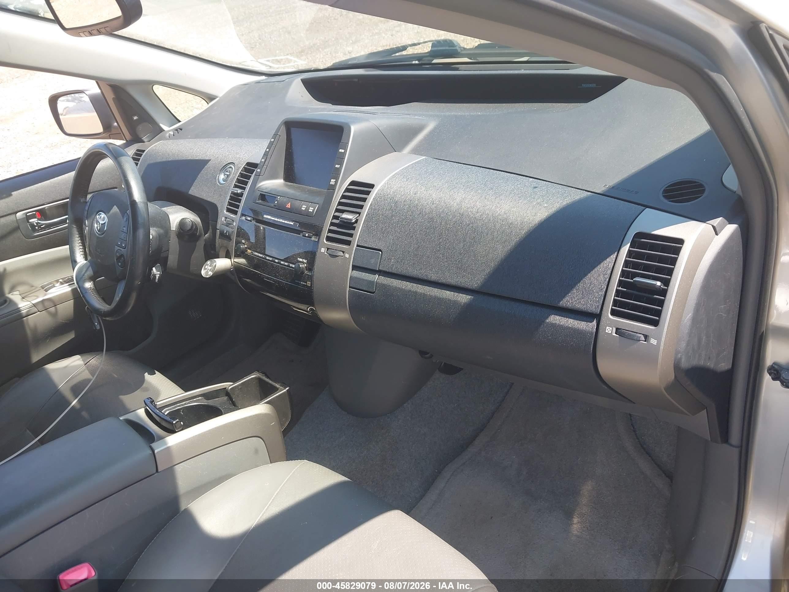 2008 Toyota Prius   Silver vin: JTDKB20UX83369900