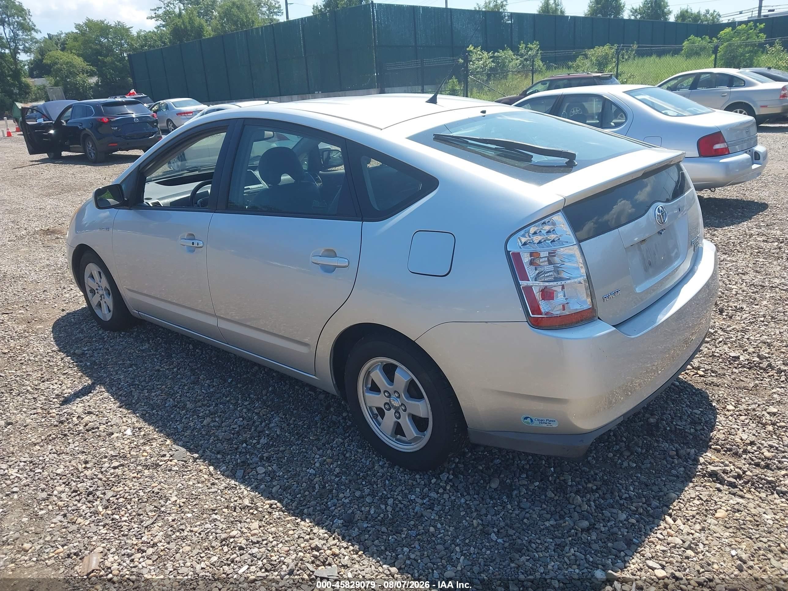 2008 Toyota Prius   Silver vin: JTDKB20UX83369900