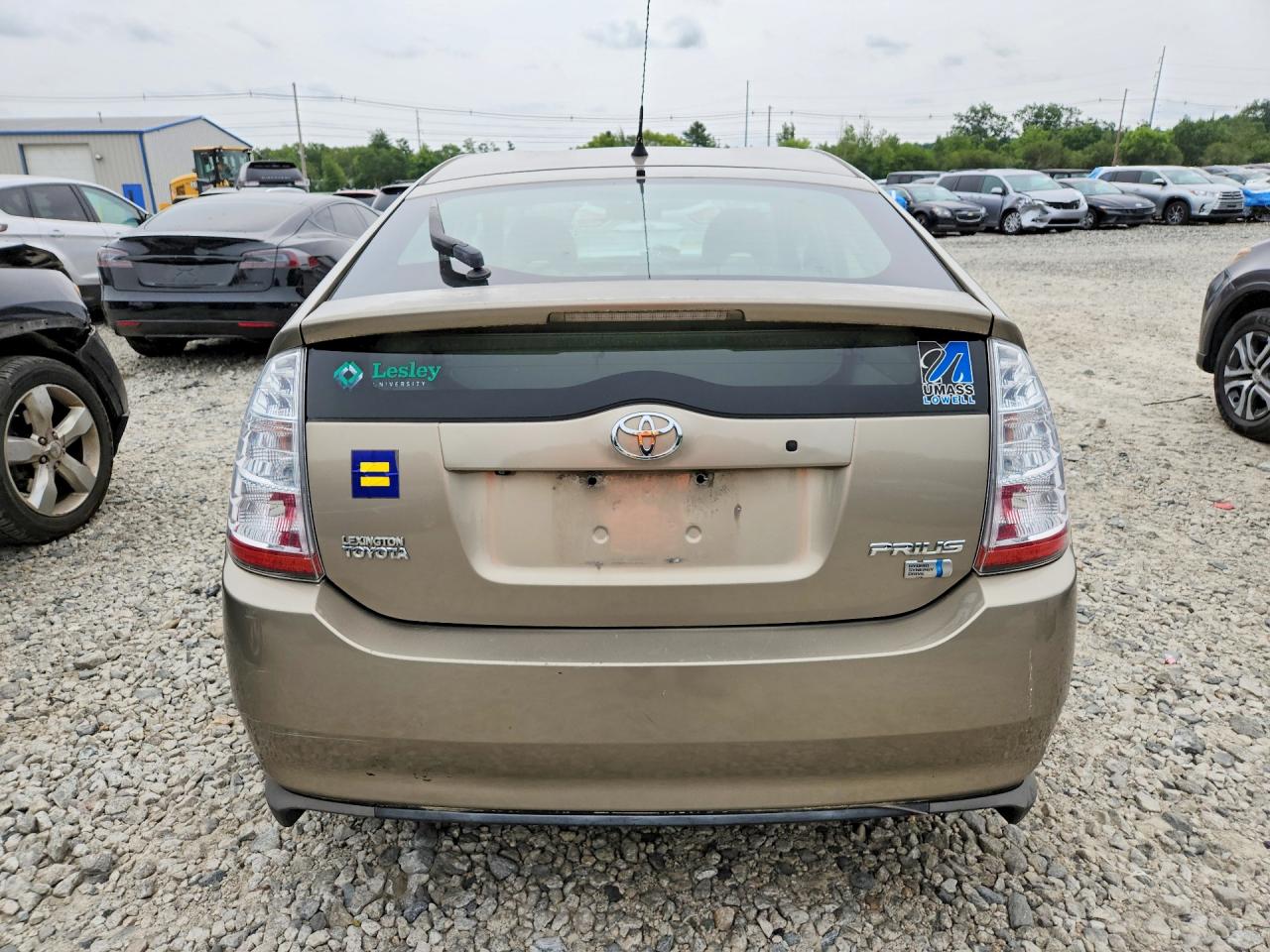 2008 Toyota Prius Base Желто-коричневый vin: JTDKB20UX83383103