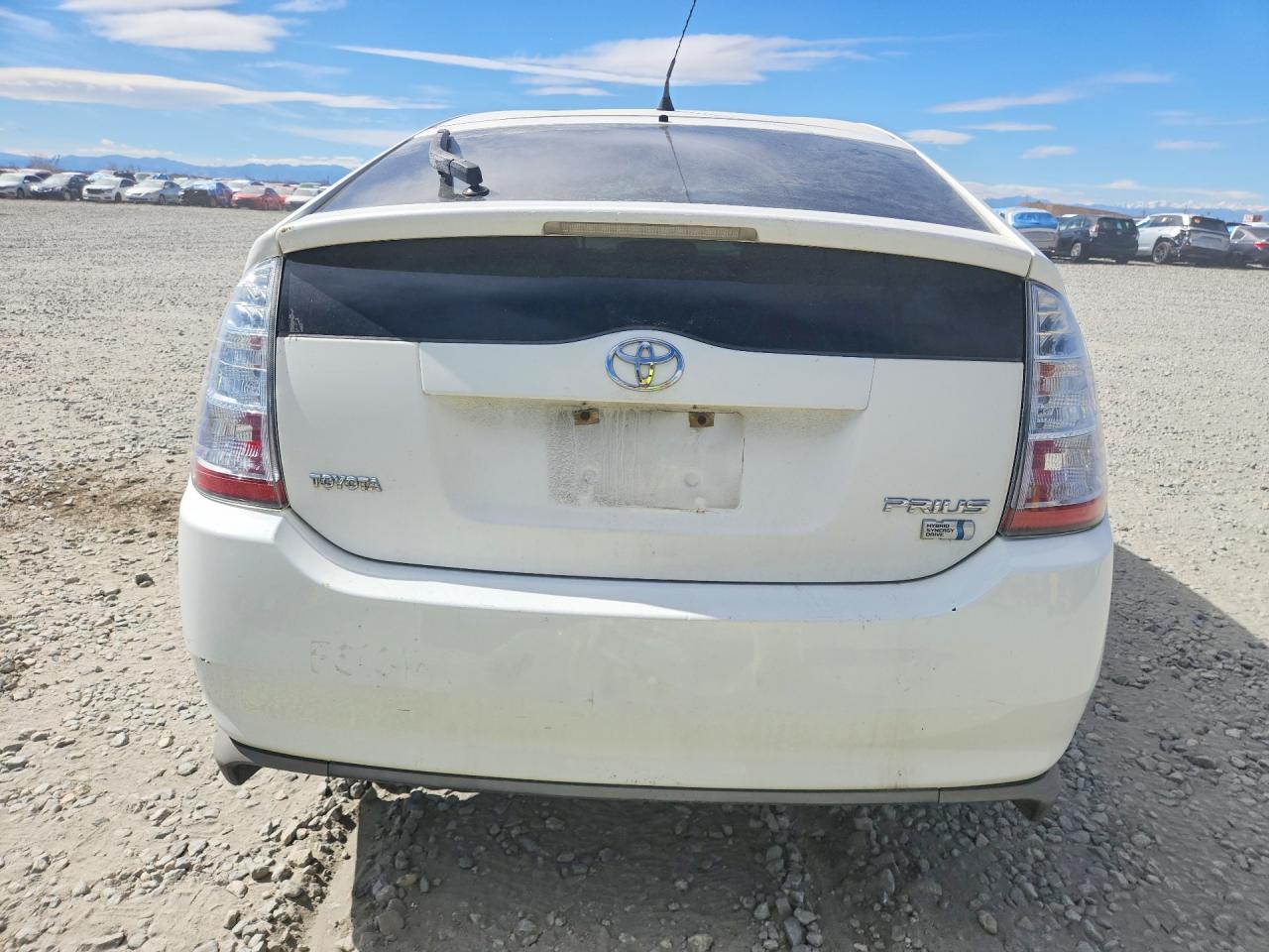2008 Toyota Prius Base Белый vin: JTDKB20UX83386907
