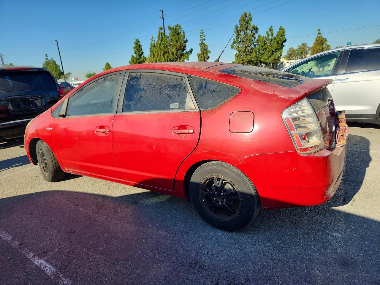 2008 Toyota Prius Base Red vin: JTDKB20UX83388981