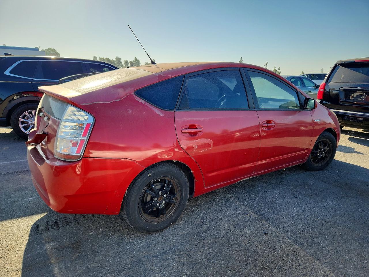 2008 Toyota Prius Base Red vin: JTDKB20UX83388981