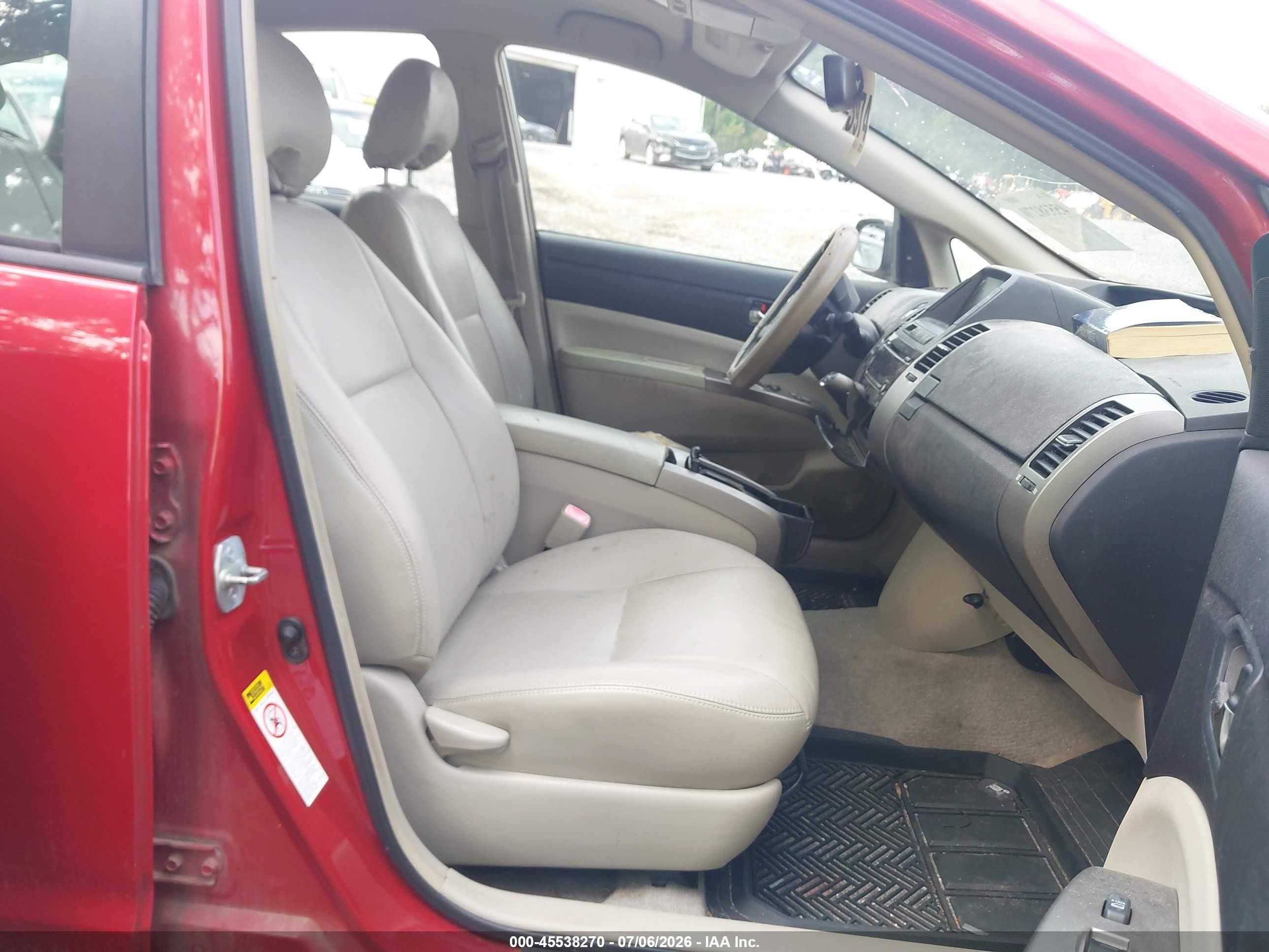 2008 Toyota Prius   Red vin: JTDKB20UX83403303