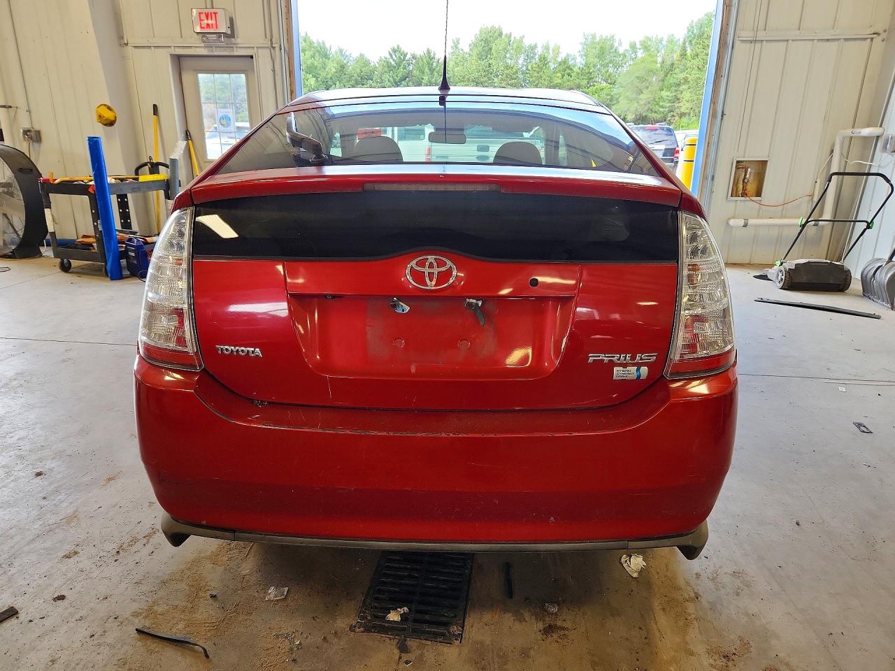2008 Toyota Prius Base Red vin: JTDKB20UX83439993