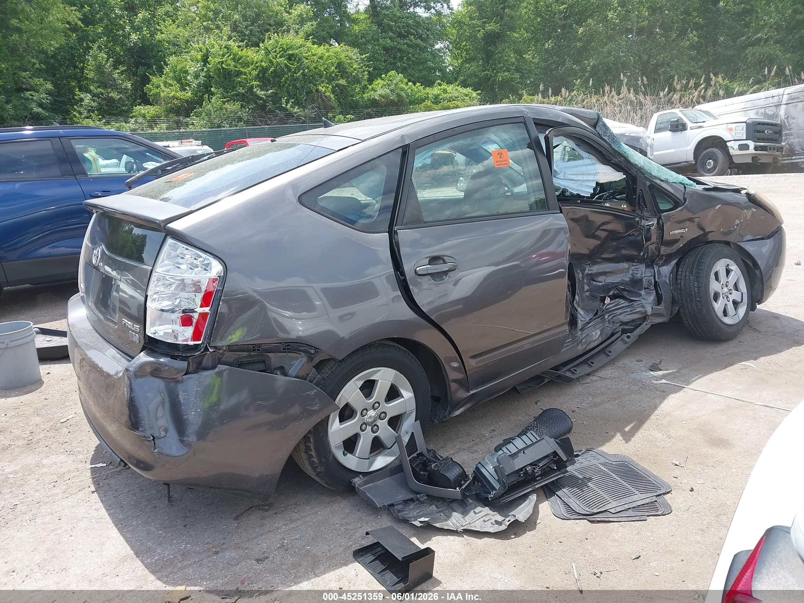 2008 Toyota Prius   Gray vin: JTDKB20UX83440836
