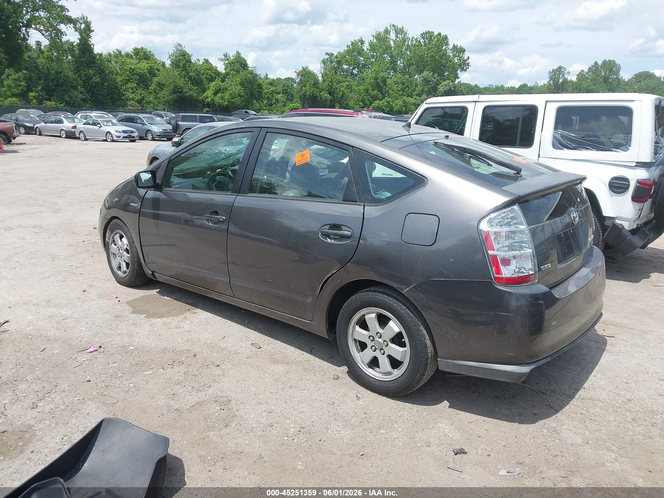 2008 Toyota Prius   Gray vin: JTDKB20UX83440836