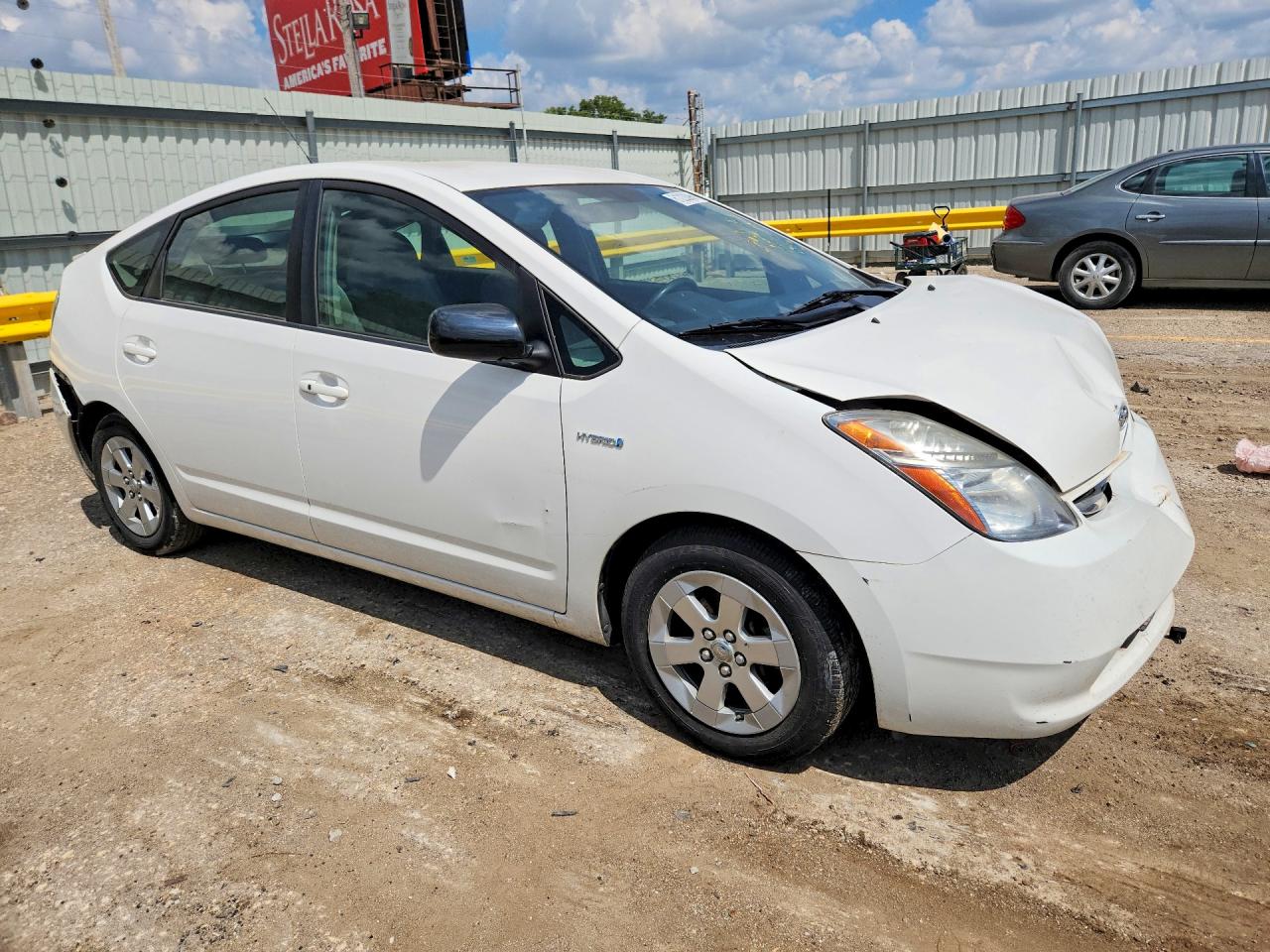 2008 Toyota Prius Base White vin: JTDKB20UX83459158