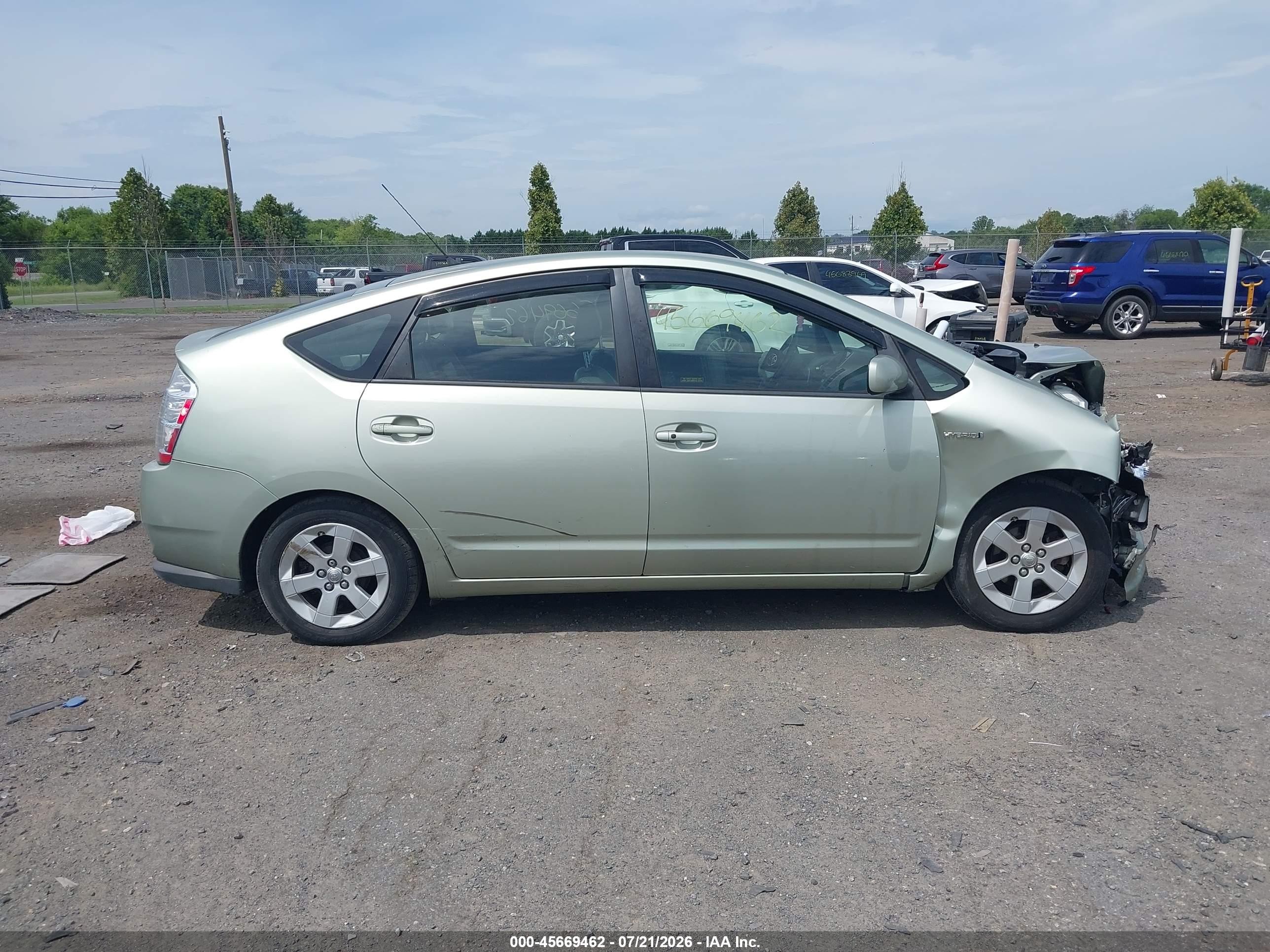 2008 Toyota Prius   Green vin: JTDKB20UX87697505