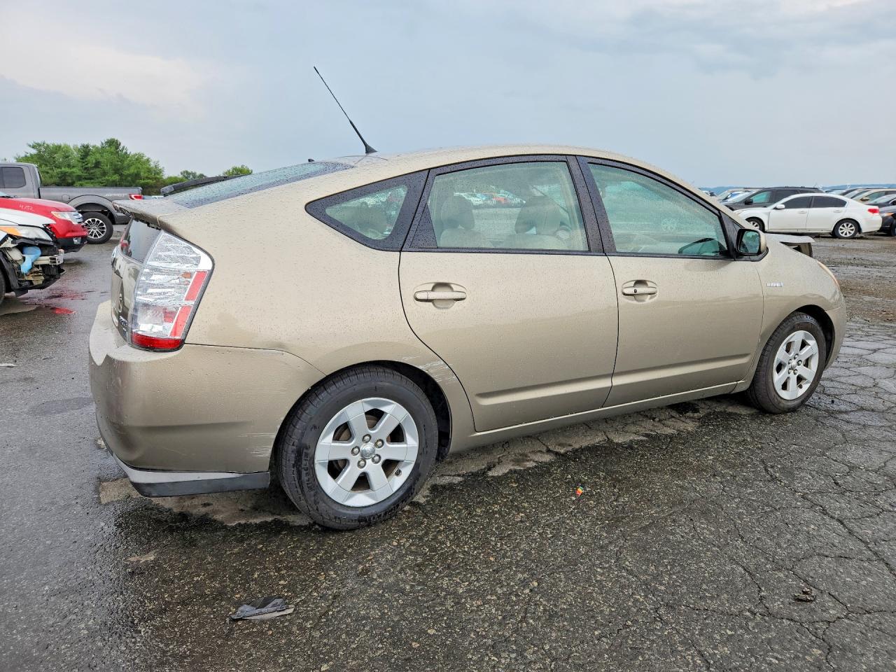 2008 Toyota Prius Base Бежевый vin: JTDKB20UX87712729