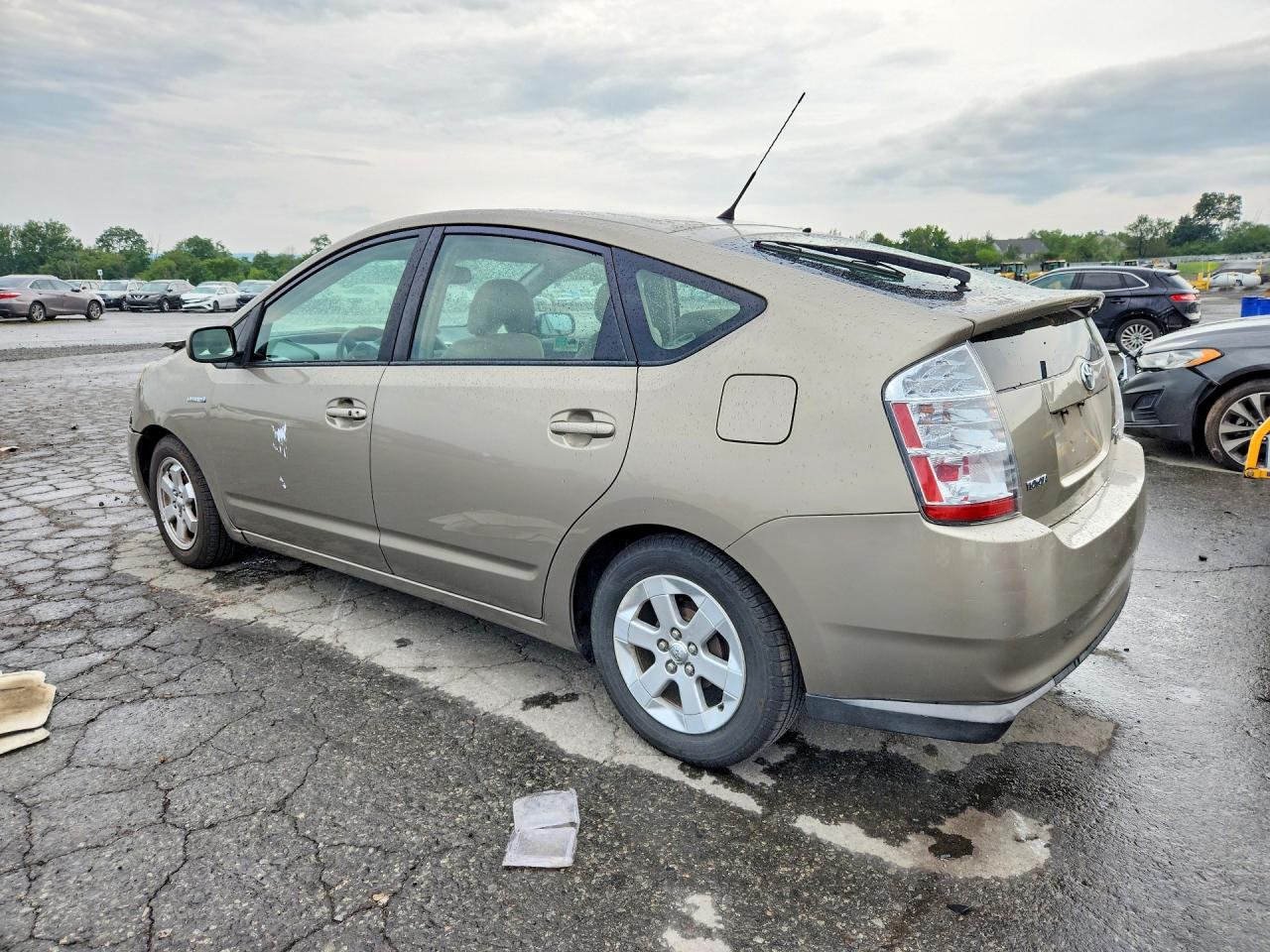 2008 Toyota Prius Base Бежевый vin: JTDKB20UX87712729