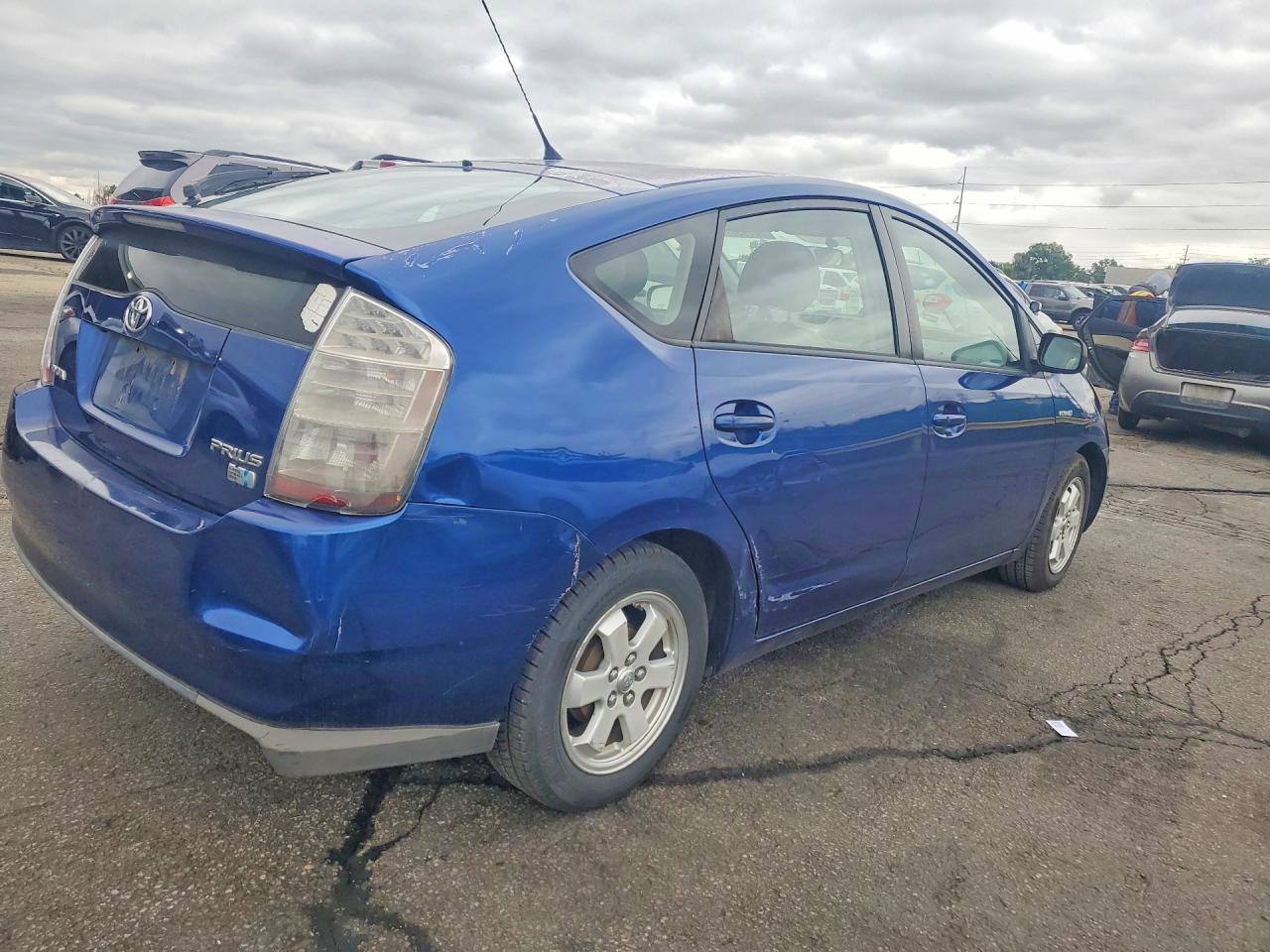 2008 Toyota Prius Base Blue vin: JTDKB20UX87727568