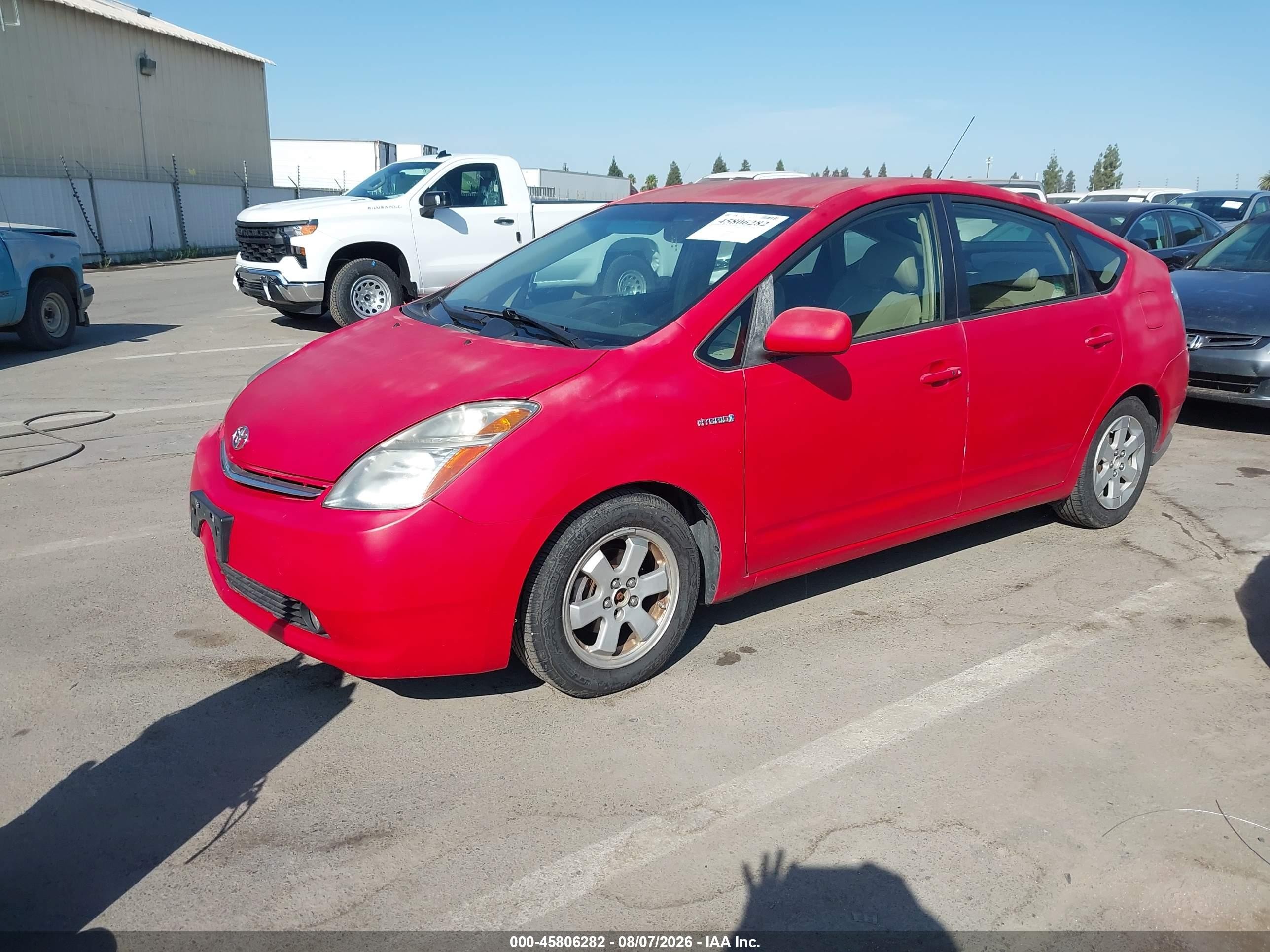 2008 Toyota Prius   Red vin: JTDKB20UX87749862