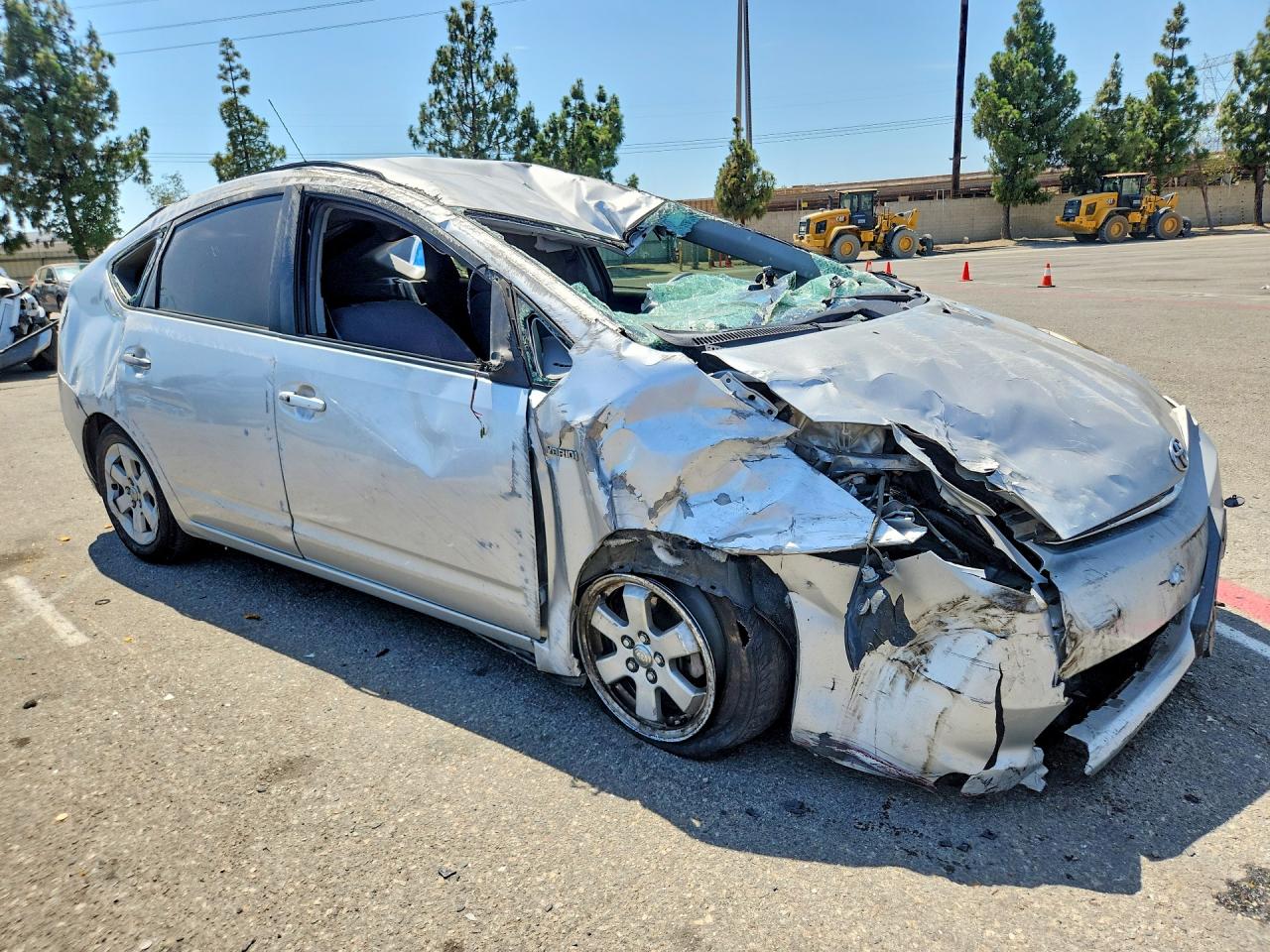 2008 Toyota Prius Base Silver vin: JTDKB20UX87772011