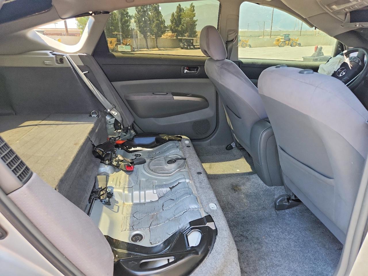 2008 Toyota Prius Base Silver vin: JTDKB20UX87772011