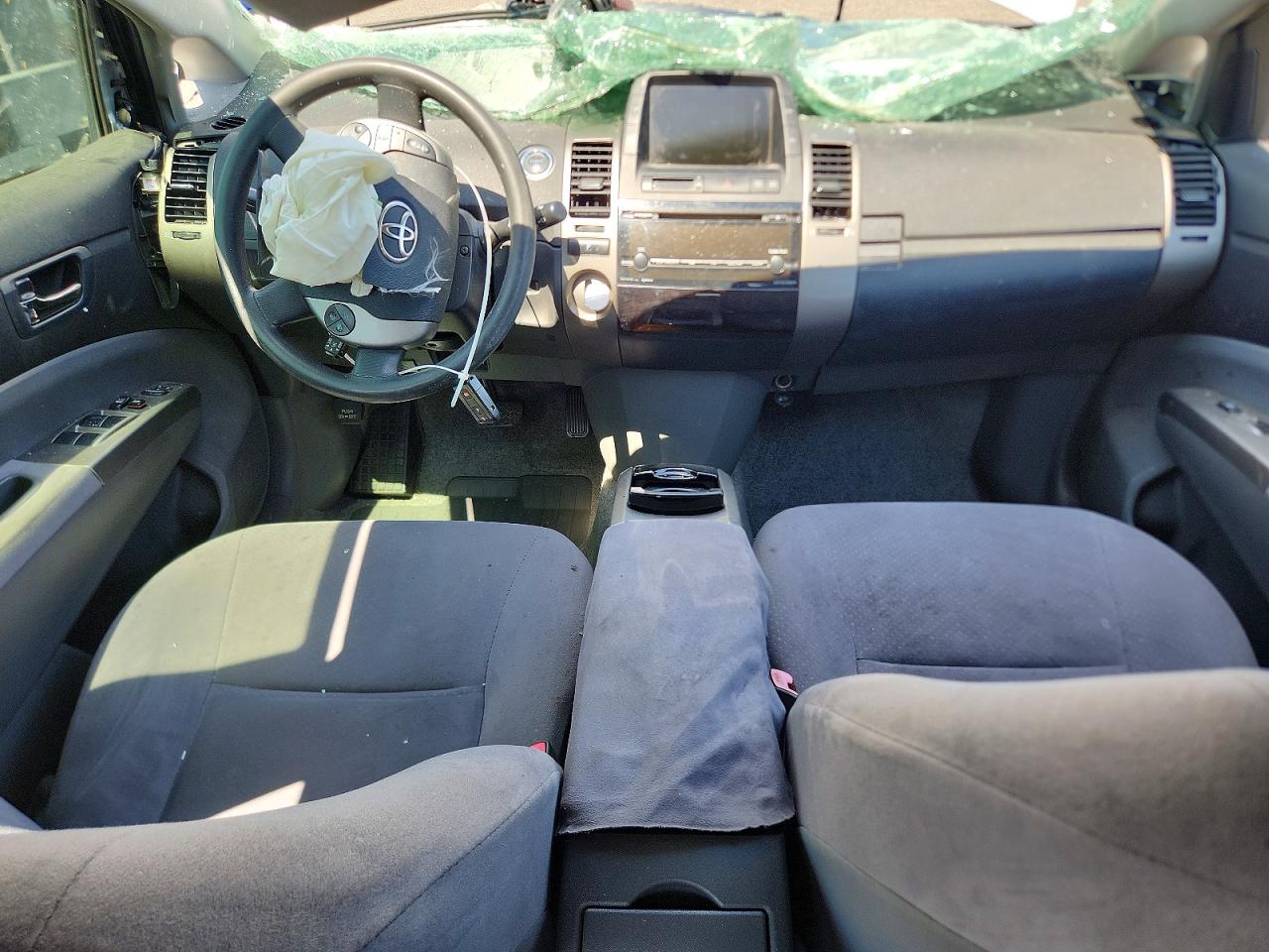 2008 Toyota Prius Base Silver vin: JTDKB20UX87772011