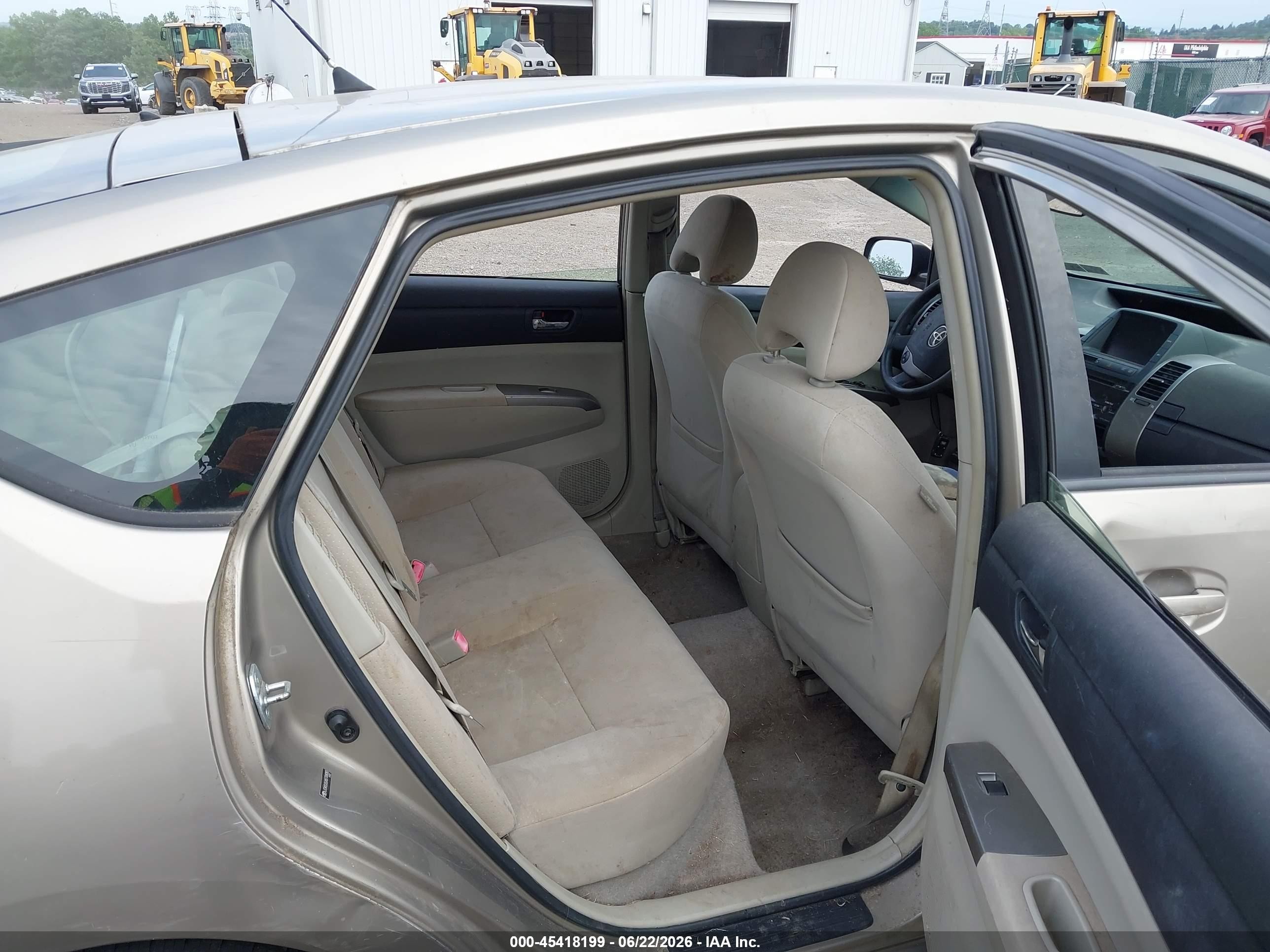 2008 Toyota Prius   Gold vin: JTDKB20UX87788080