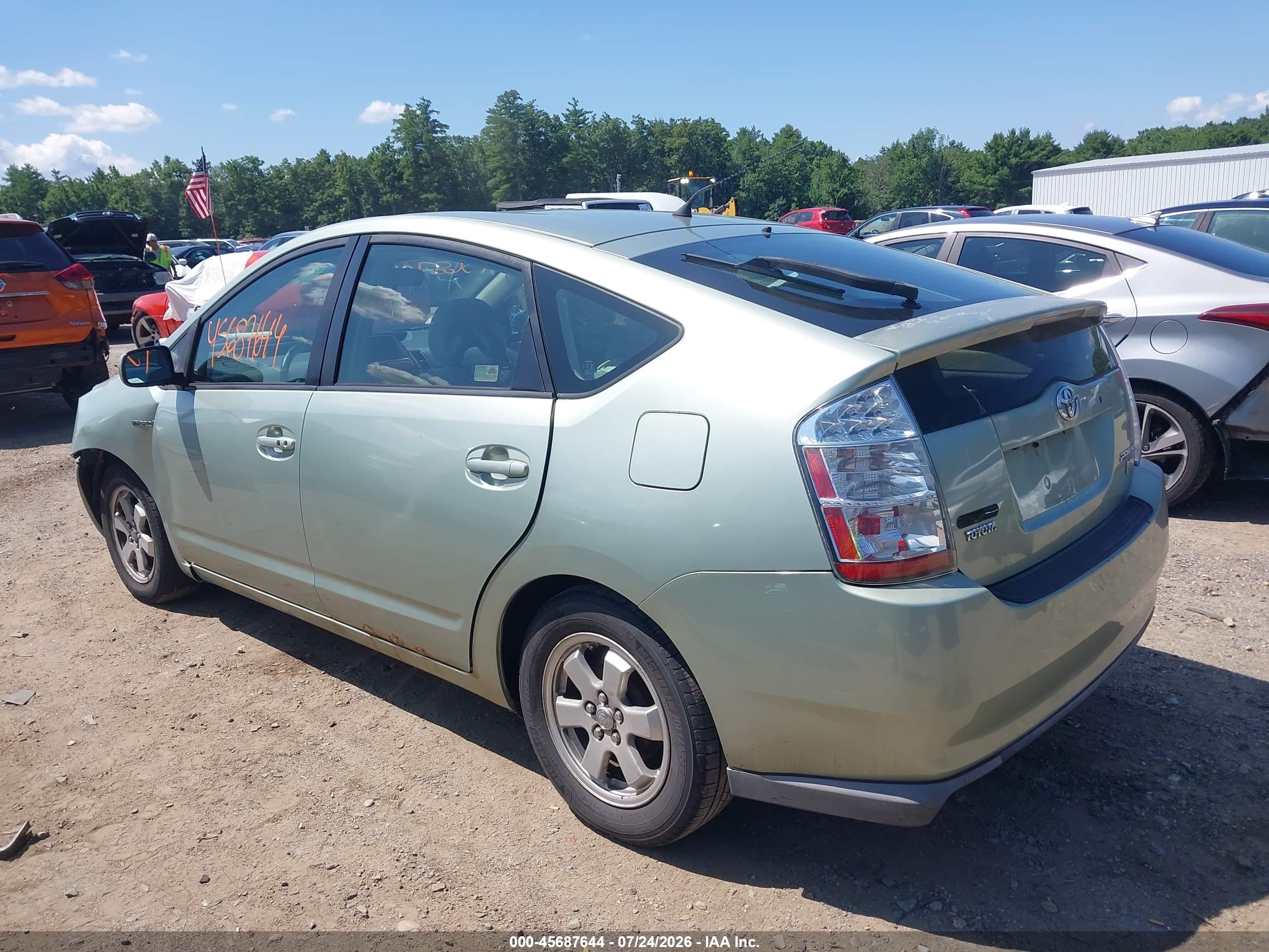 2008 Toyota Prius   Green vin: JTDKB20UX87802138