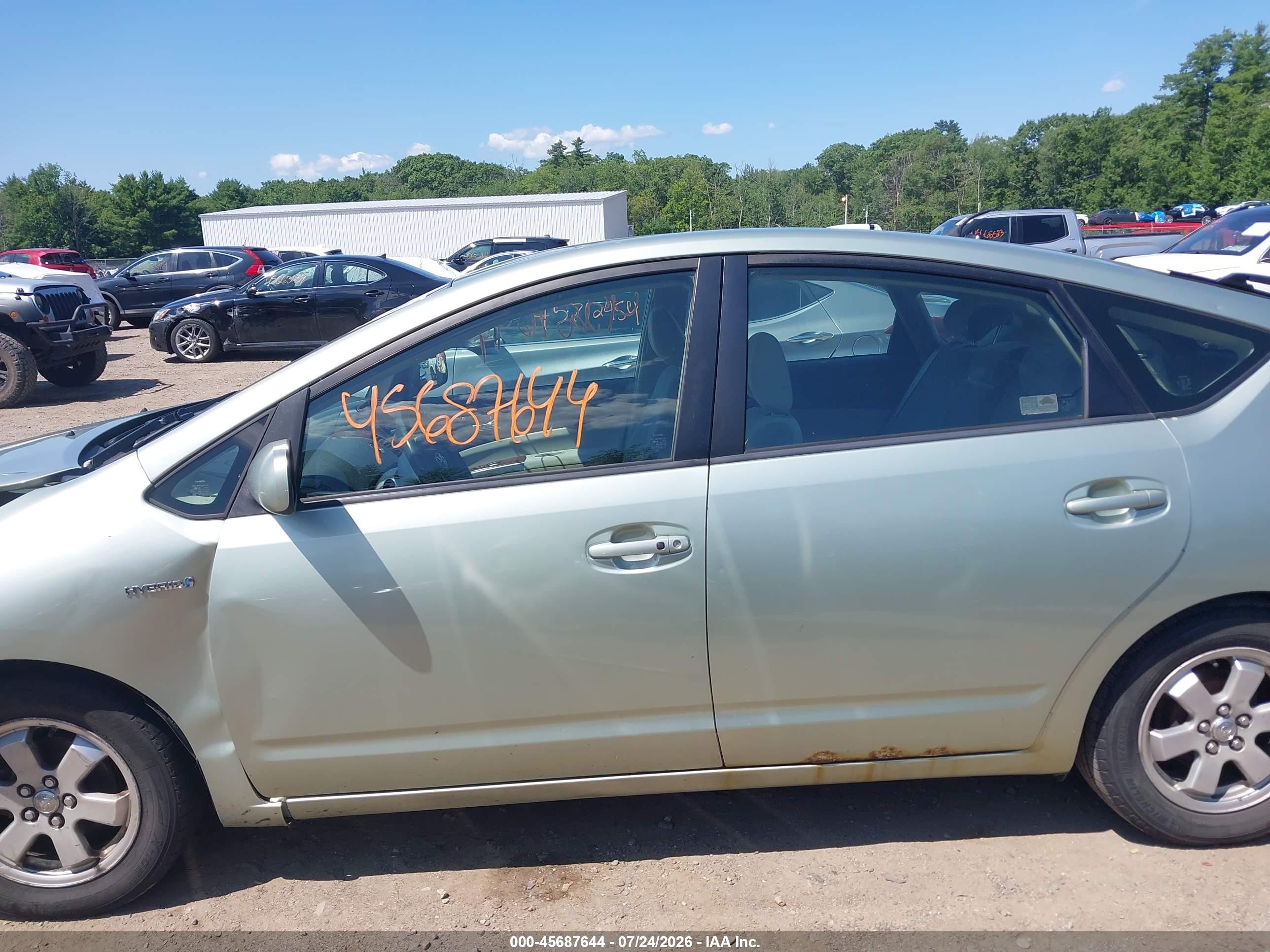 2008 Toyota Prius   Green vin: JTDKB20UX87802138
