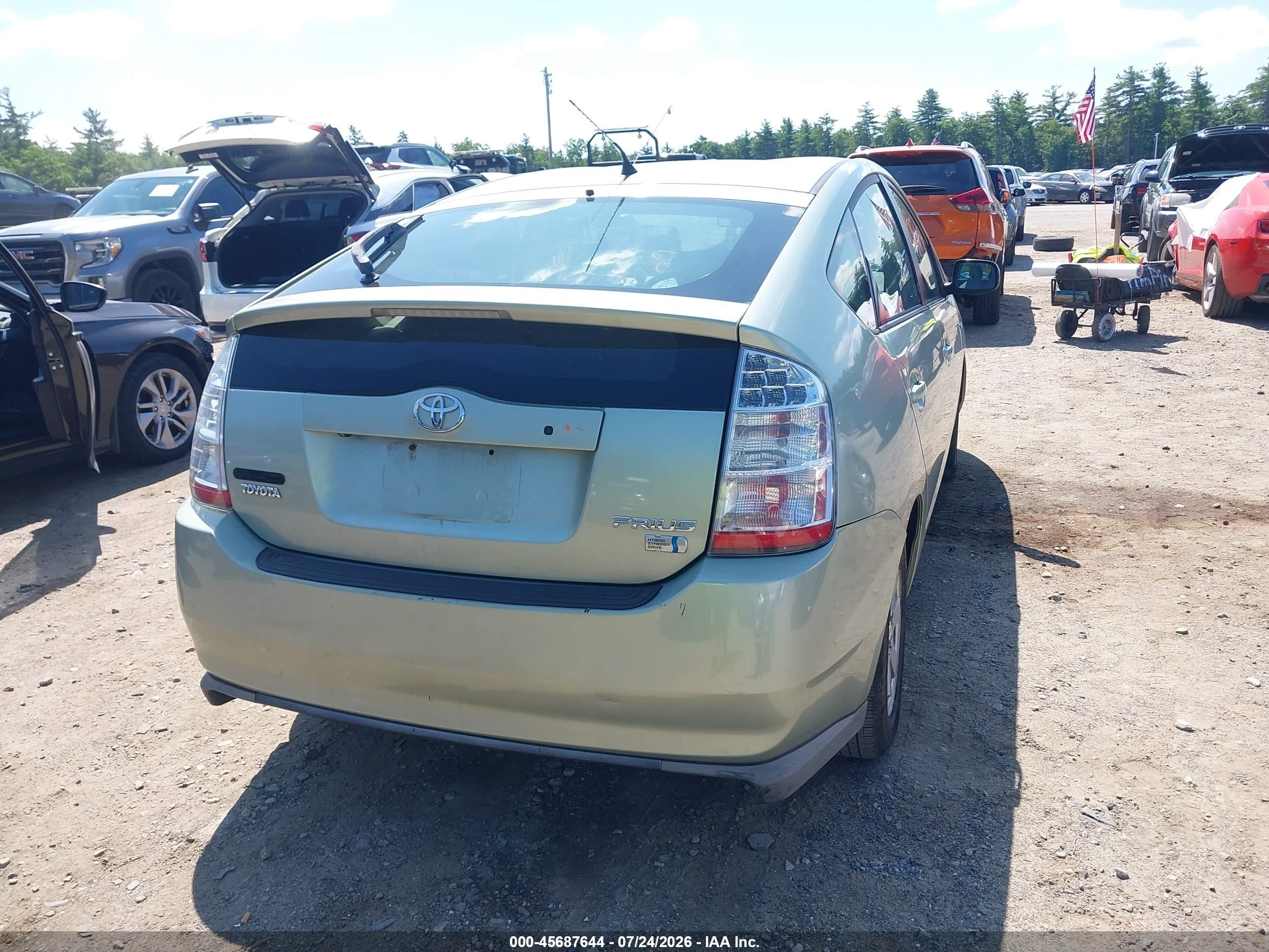 2008 Toyota Prius   Green vin: JTDKB20UX87802138