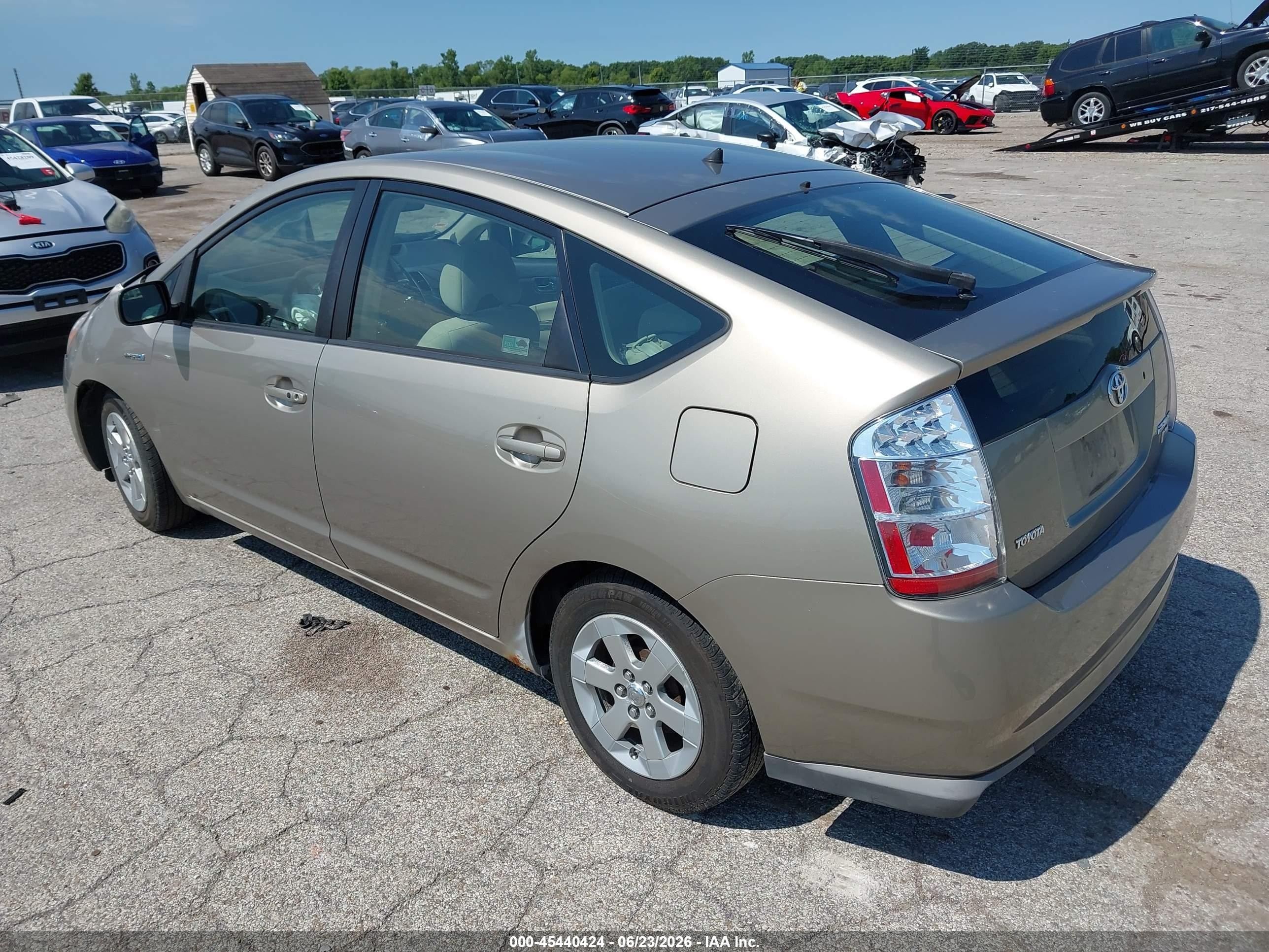 2008 Toyota Prius   Beige vin: JTDKB20UX87809395