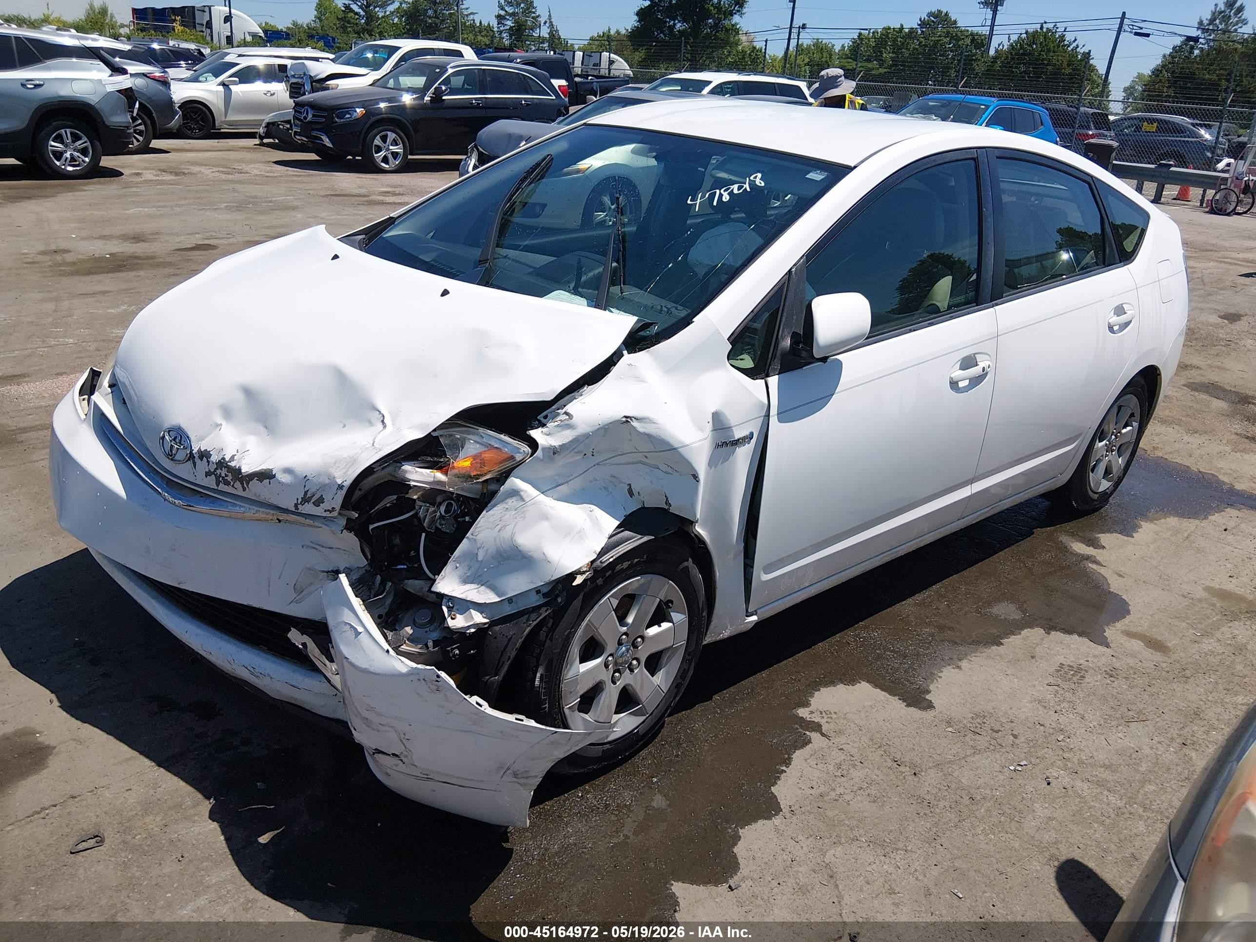 2009 Toyota Prius   White vin: JTDKB20UX93478018