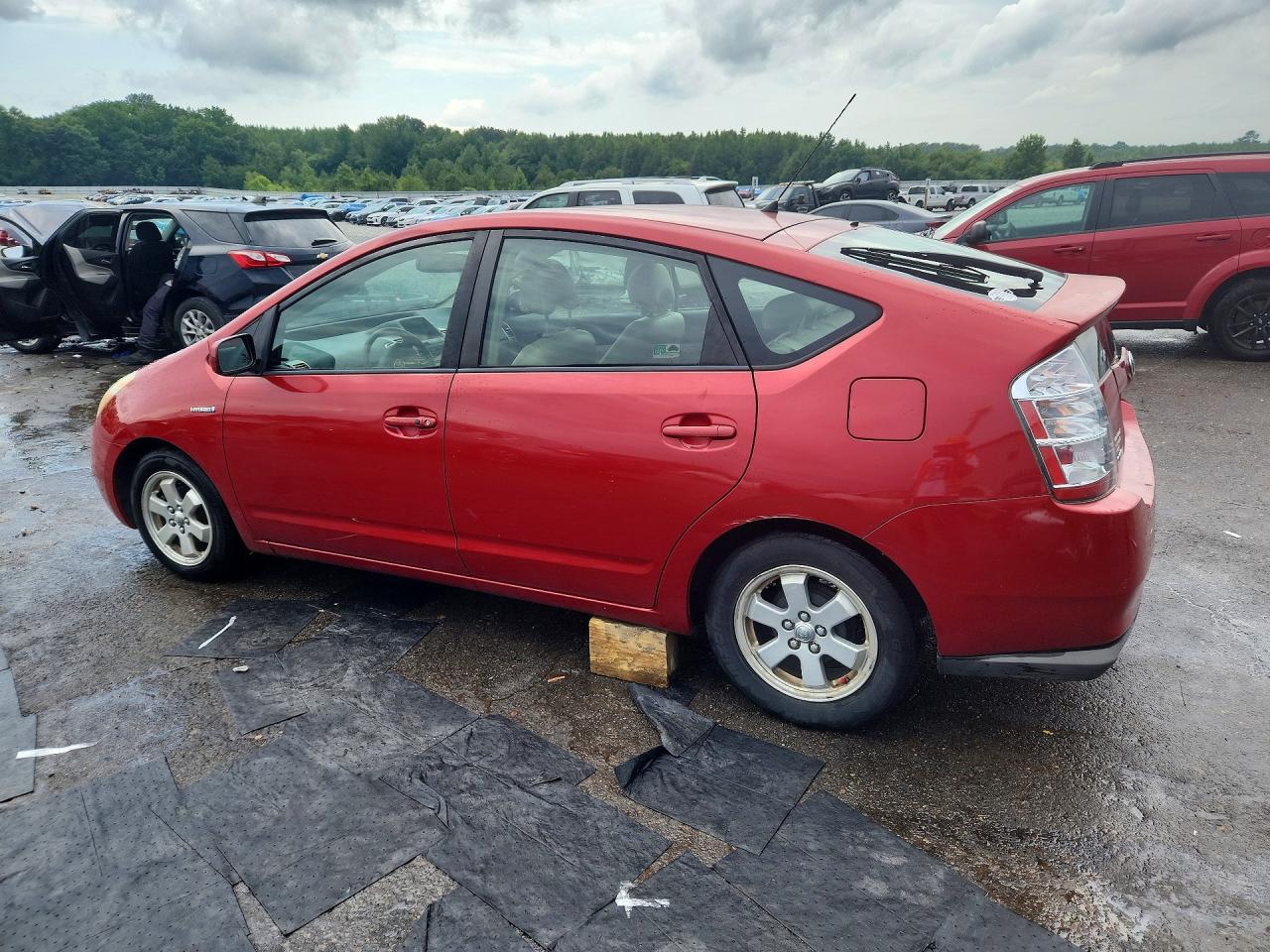 2009 Toyota Prius Base Красный vin: JTDKB20UX93496826