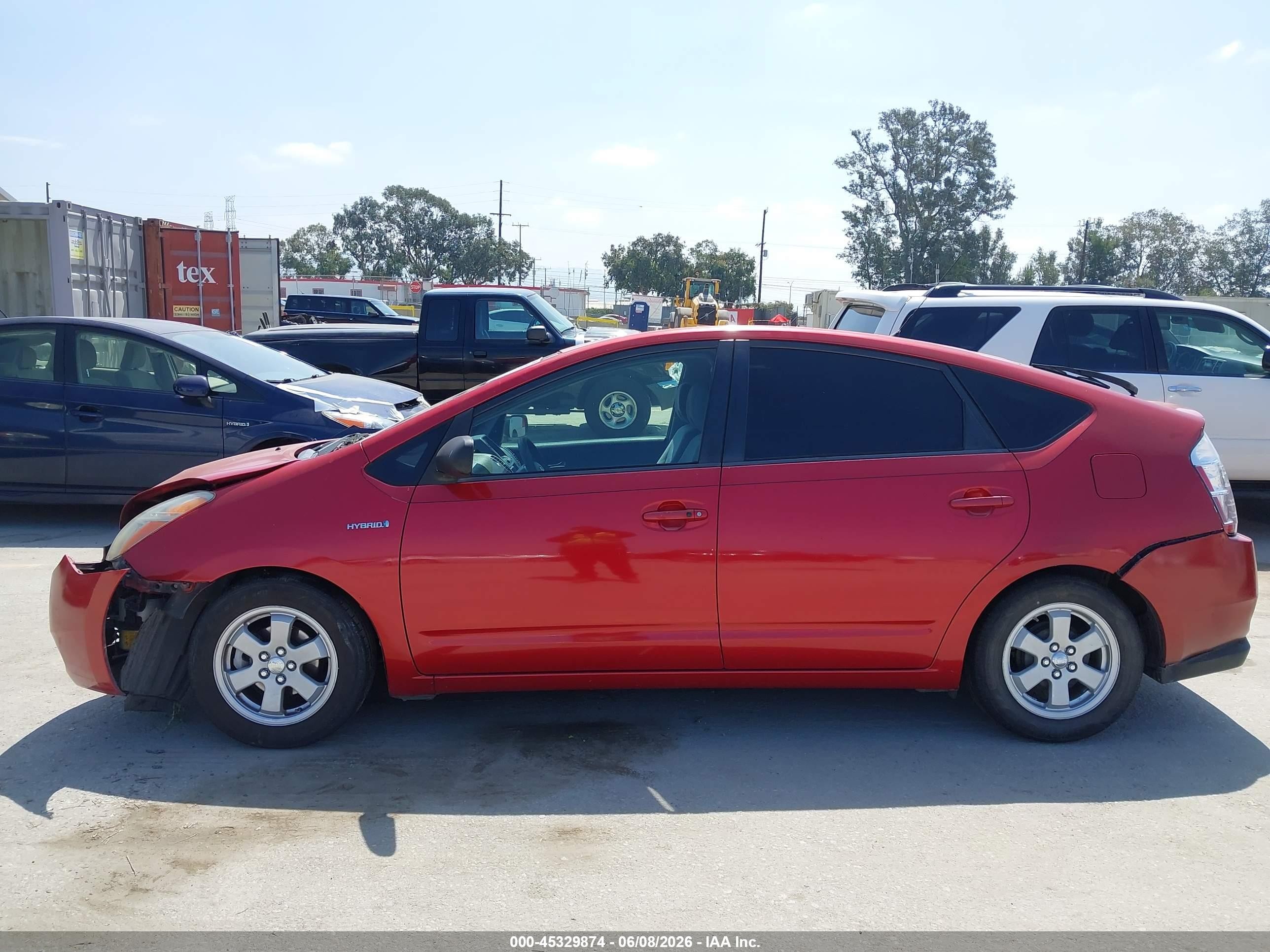 2009 Toyota Prius   Red vin: JTDKB20UX93545071