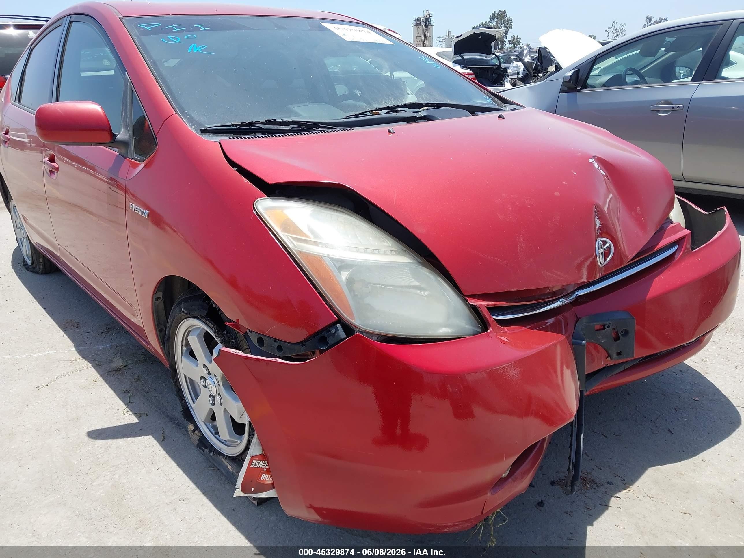 2009 Toyota Prius   Red vin: JTDKB20UX93545071