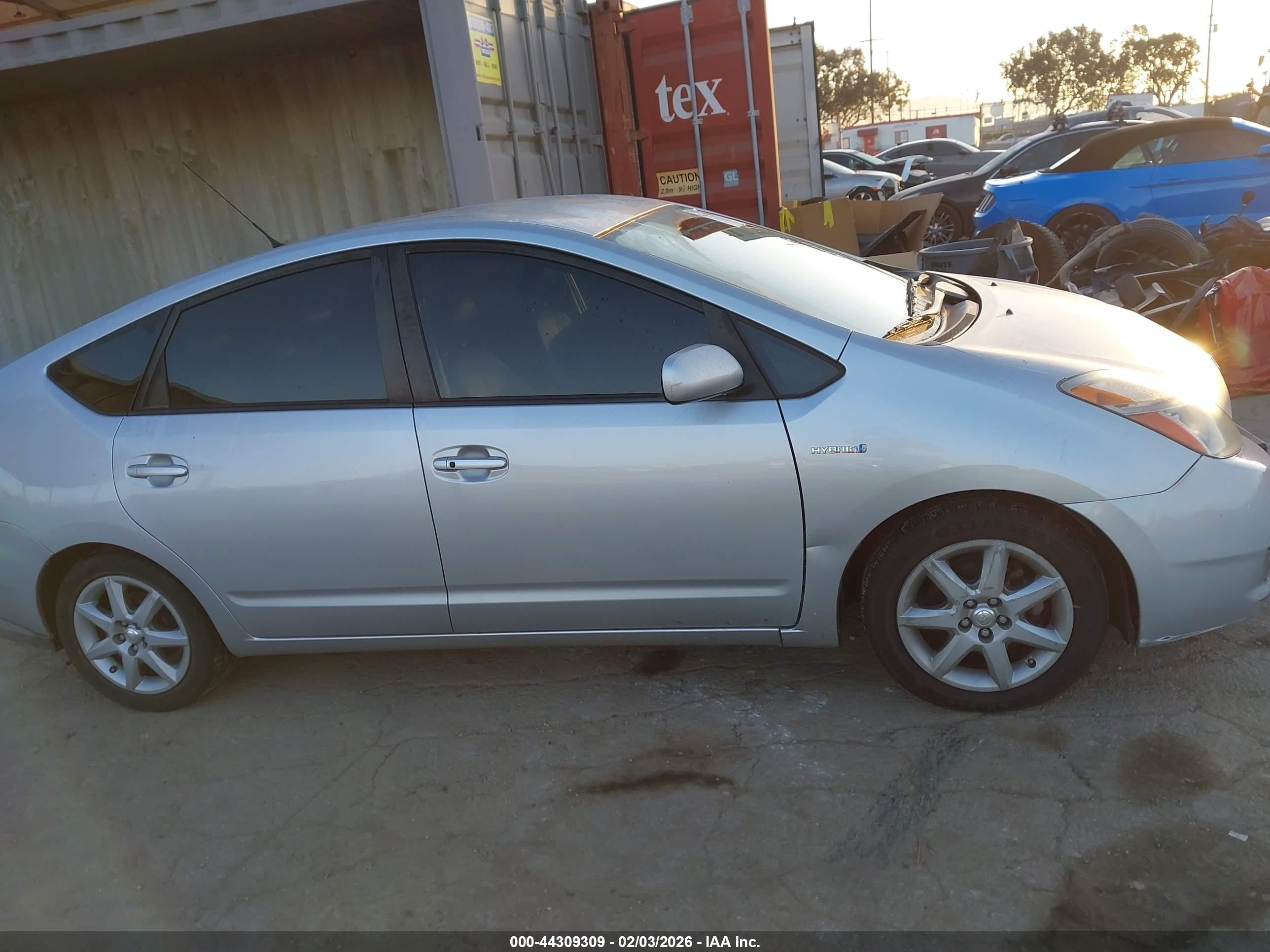 2009 Toyota Prius Touring Серебряный vin: JTDKB20UX97858758
