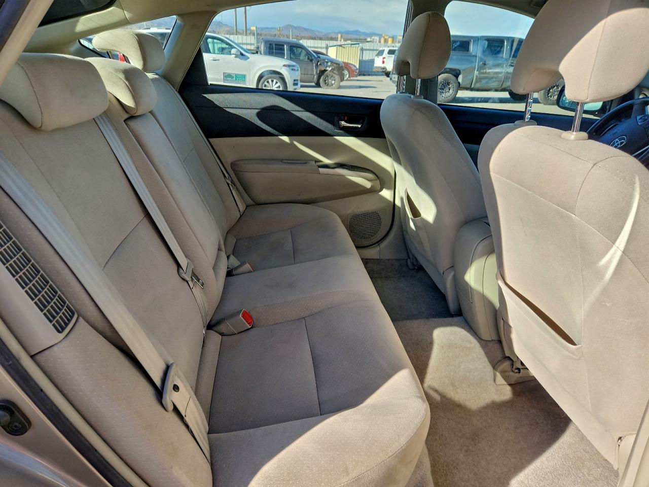 2009 Toyota Prius Gold vin: JTDKB20UX97877424