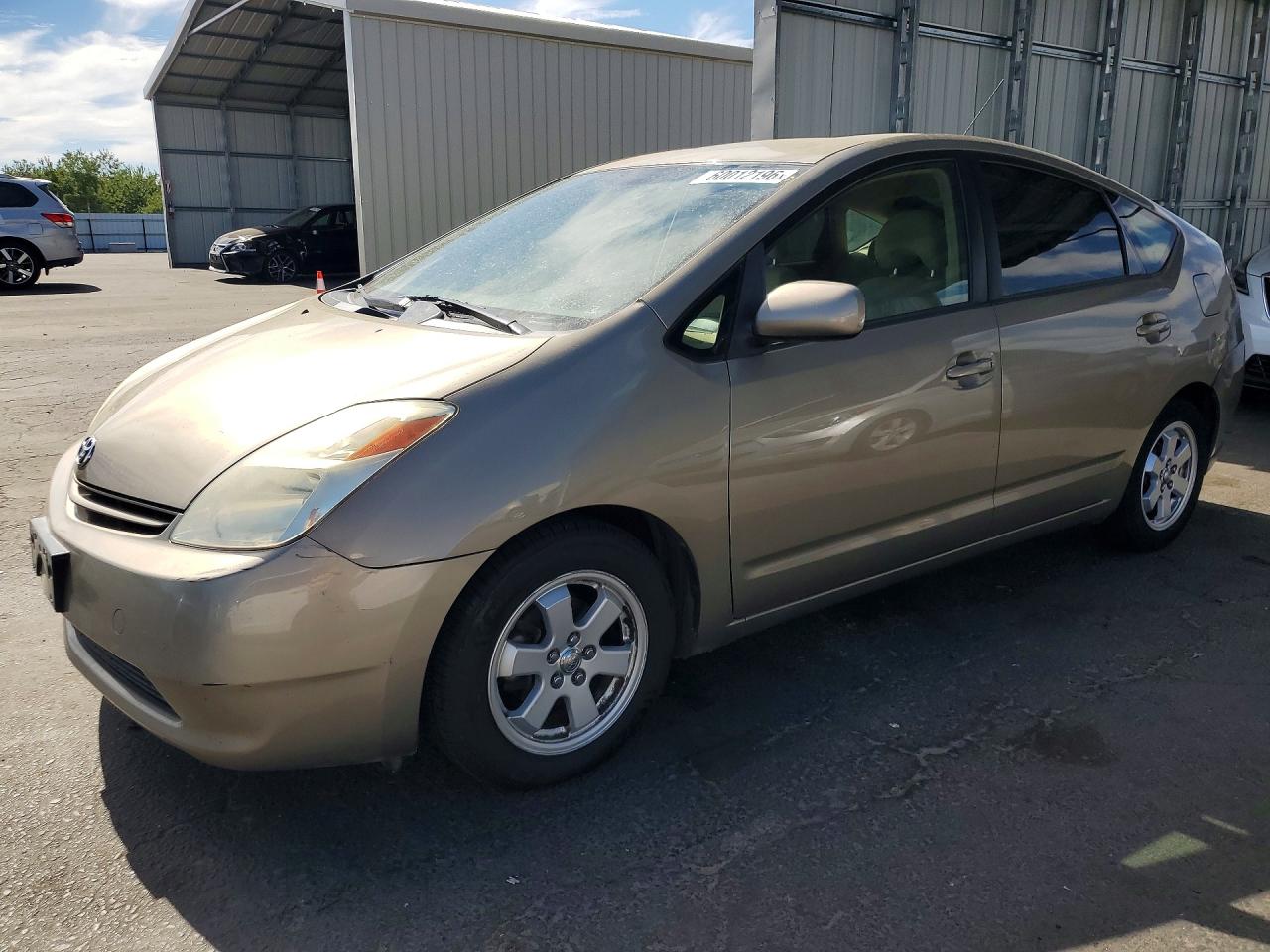 2004 Toyota Prius Base Tan vin: JTDKB22U040027462
