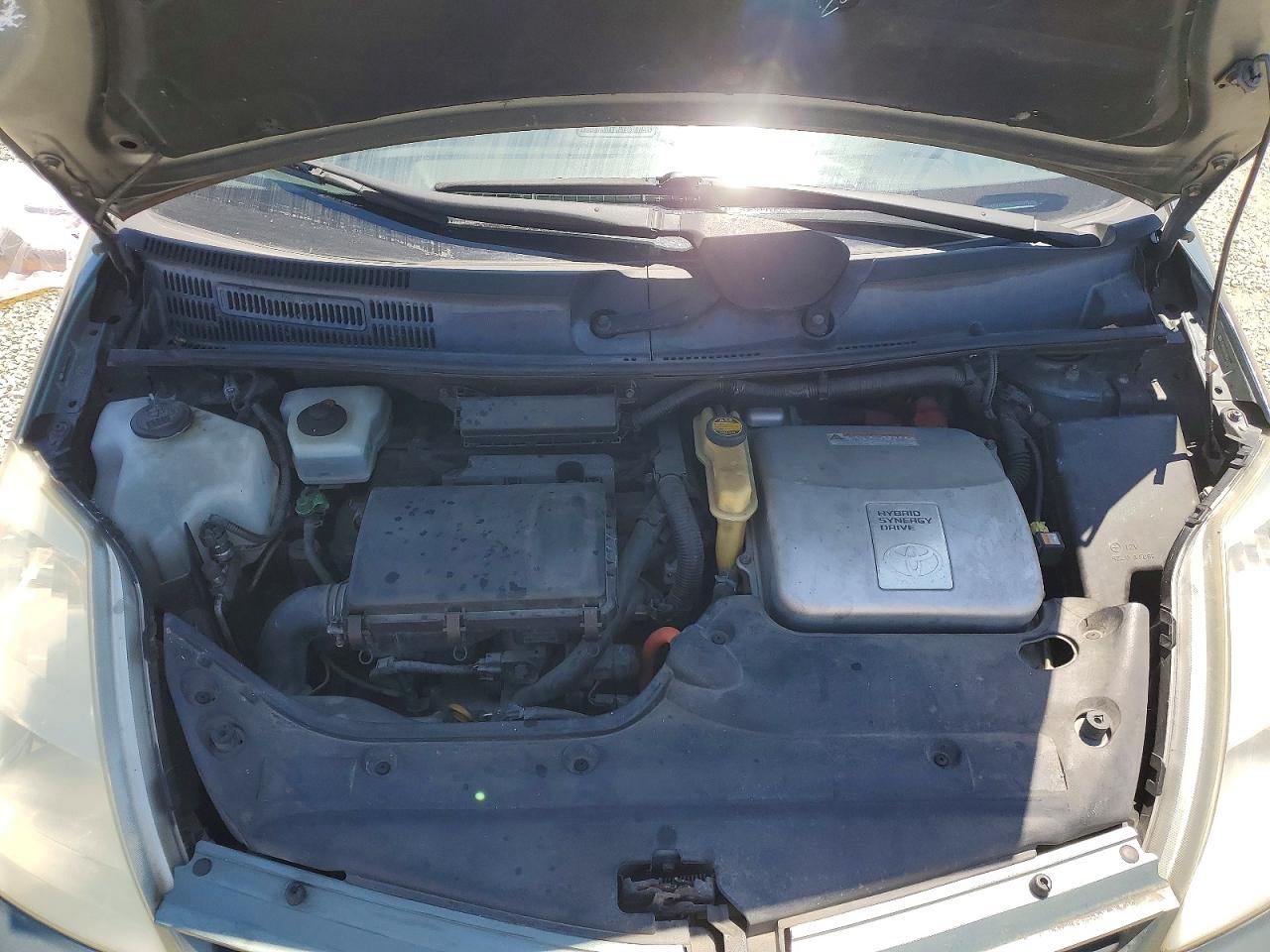 2004 Toyota Prius Base Зеленый vin: JTDKB22U140036316