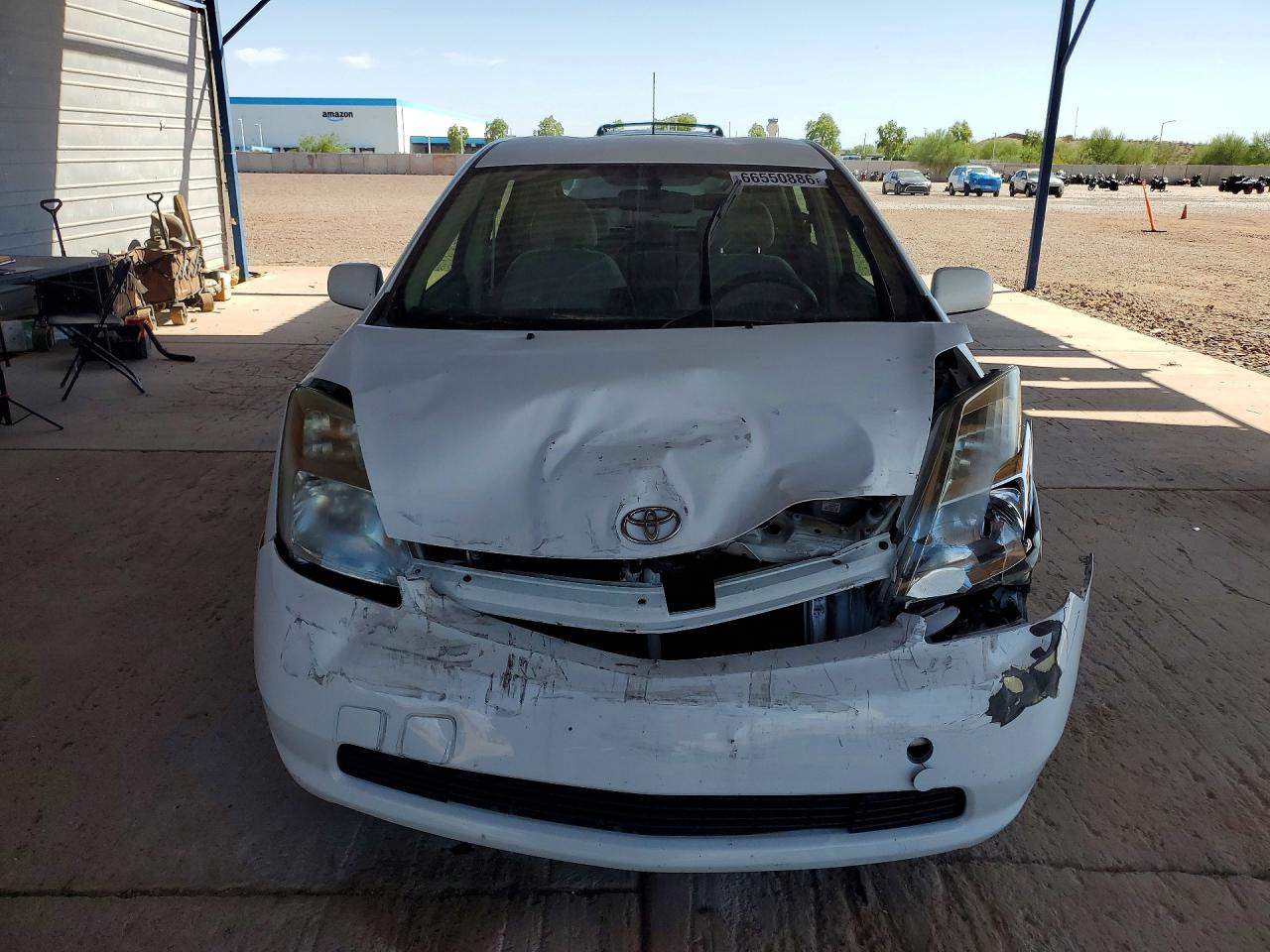 2005 Toyota Prius Base White vin: JTDKB22U153071728