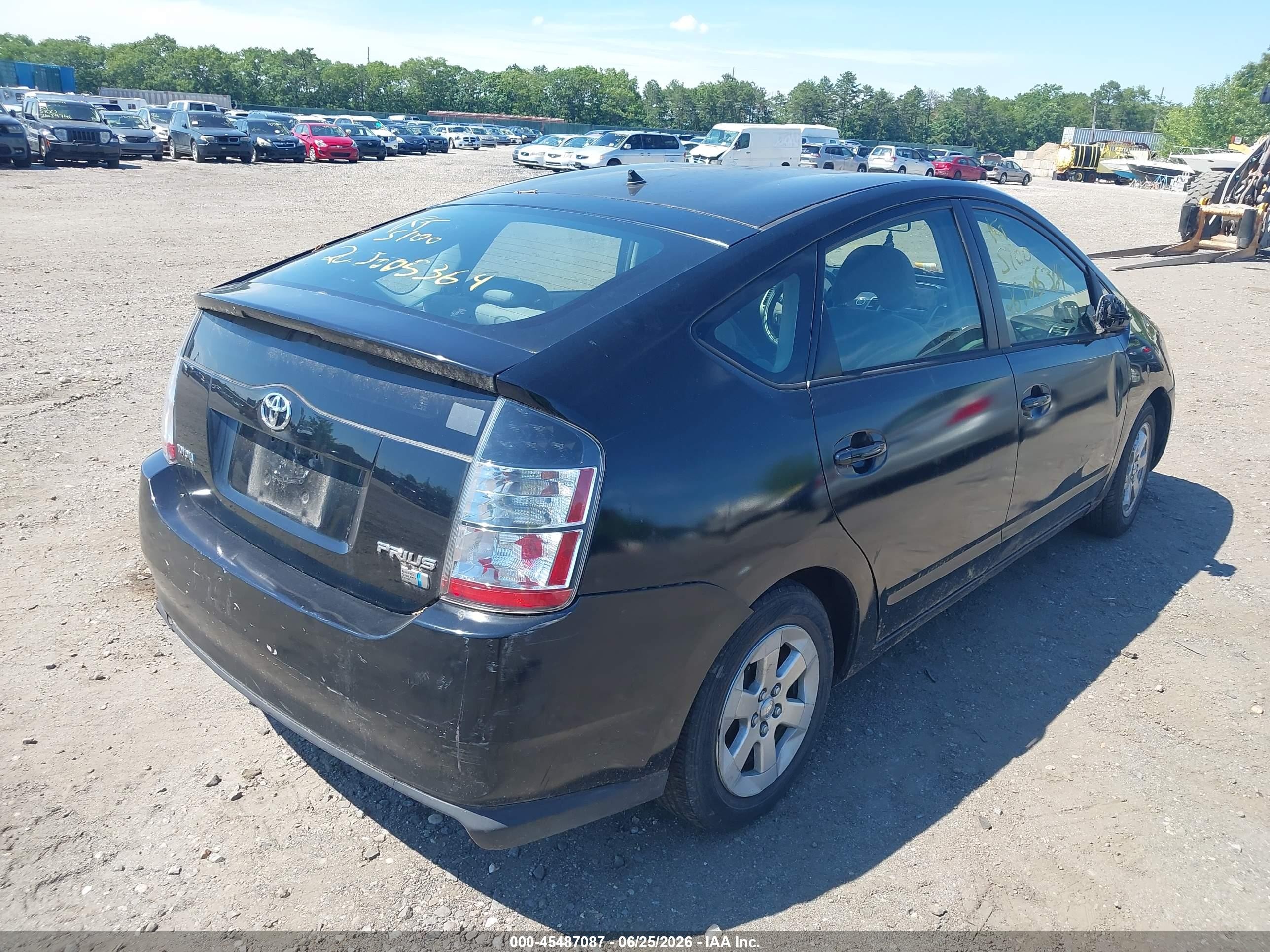 2004 Toyota Prius   Black vin: JTDKB22U240071074
