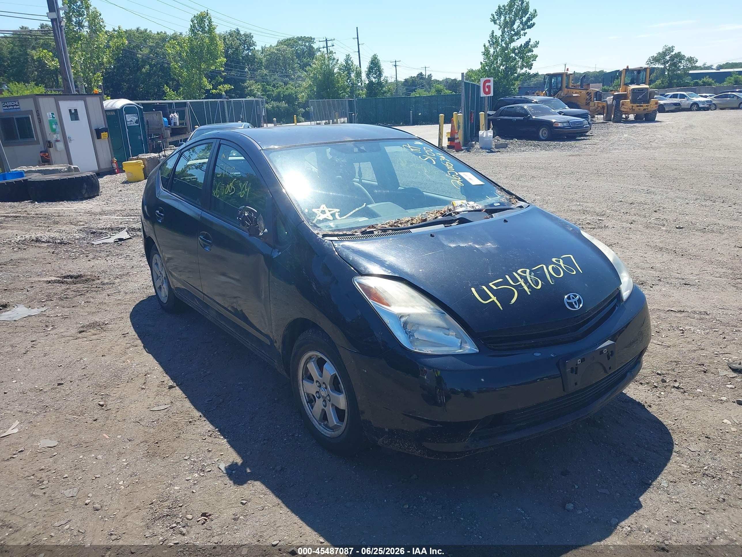 2004 Toyota Prius   Black vin: JTDKB22U240071074