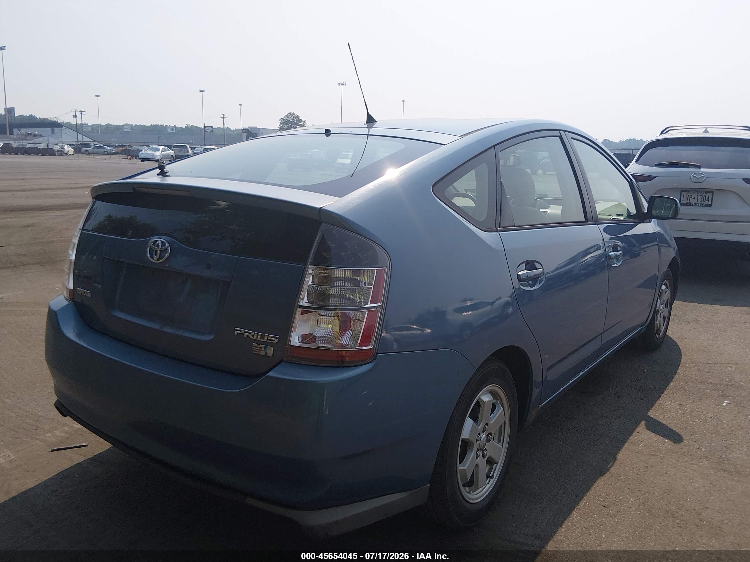 2004 Toyota Prius   Blue vin: JTDKB22U340078180