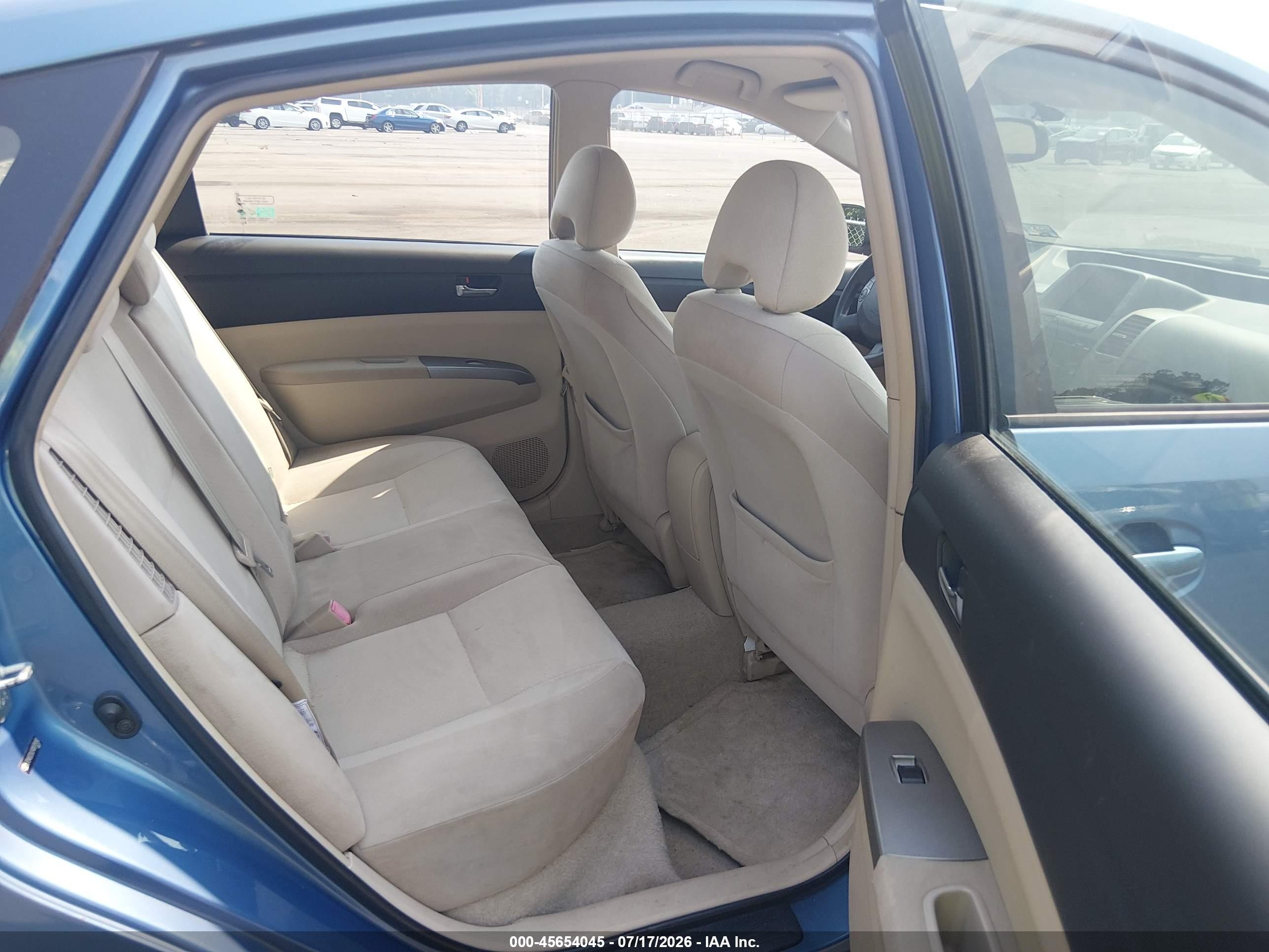 2004 Toyota Prius   Blue vin: JTDKB22U340078180