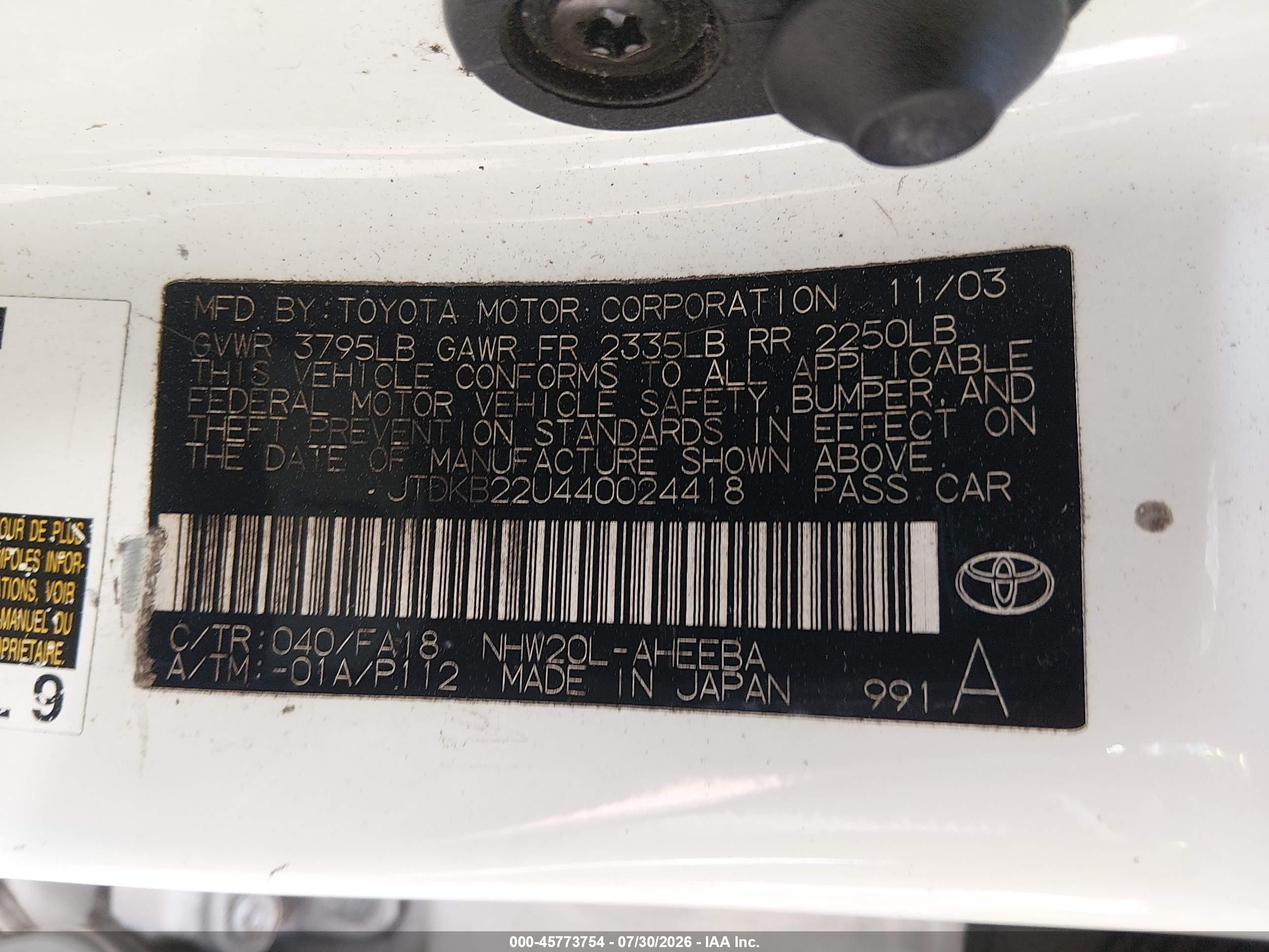 2004 Toyota Prius   White vin: JTDKB22U440024418