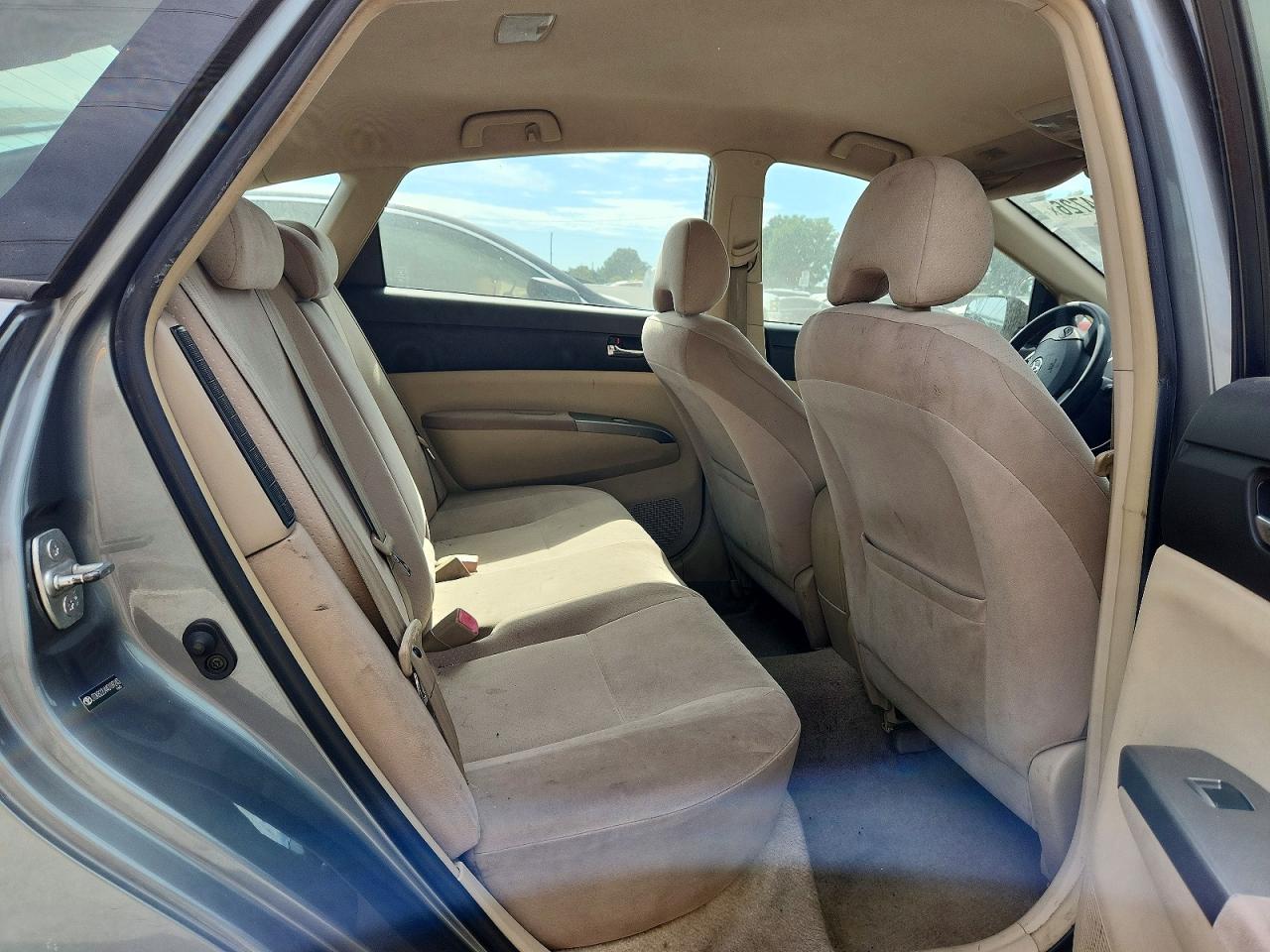 2004 Toyota Prius Base Серый vin: JTDKB22U440109243