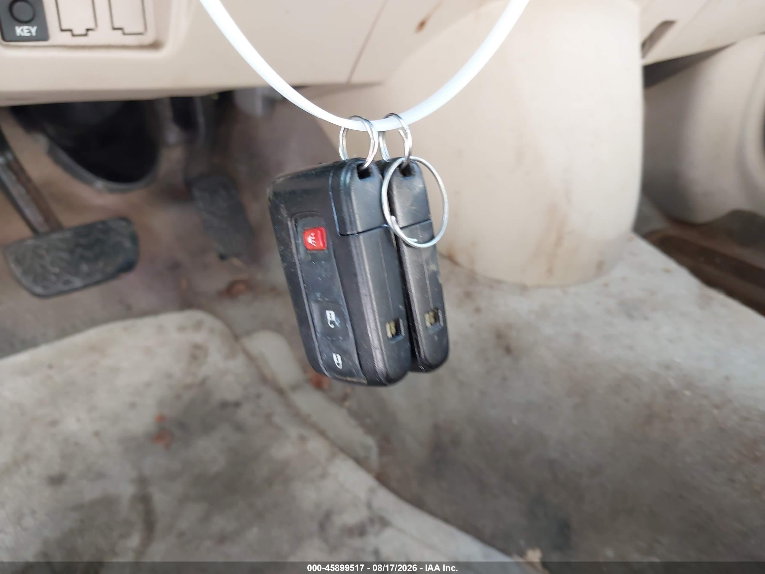 2005 Toyota Prius   Gray vin: JTDKB22U453005982