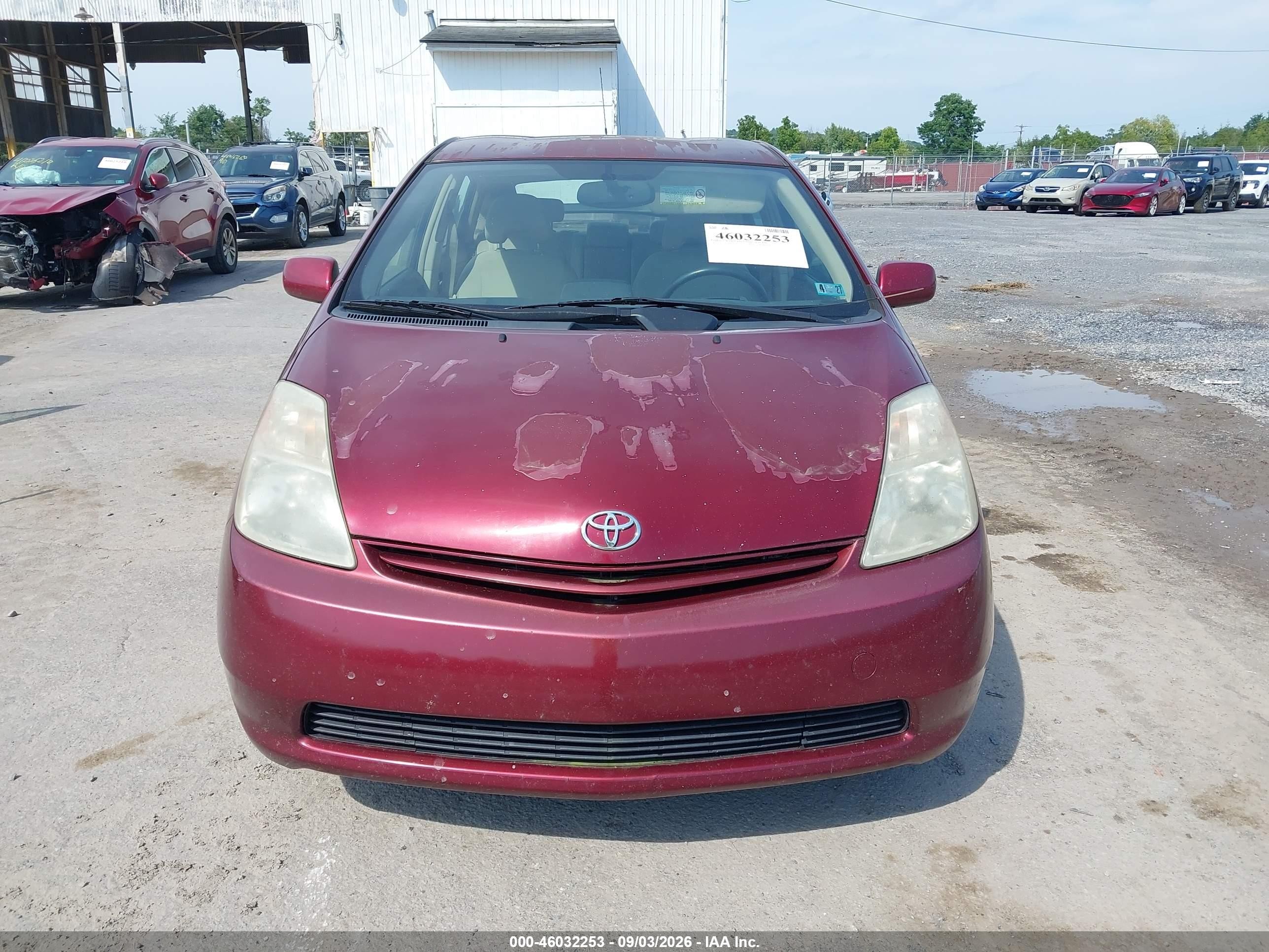 2005 Toyota Prius   Red vin: JTDKB22U457007255