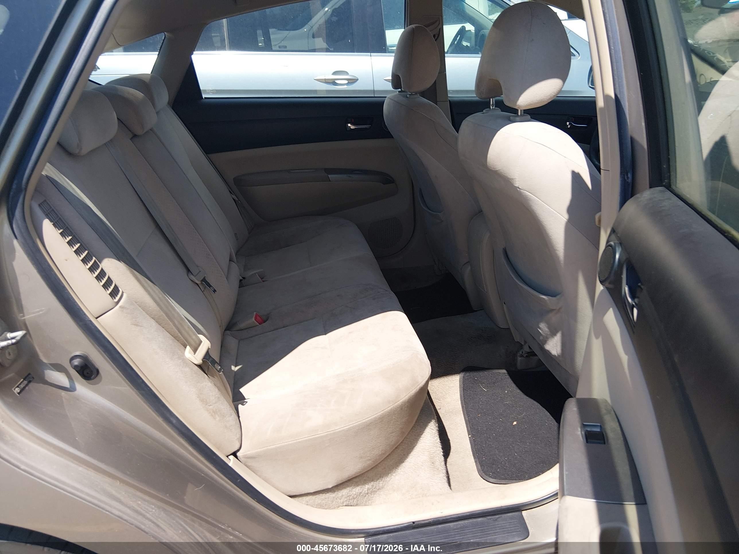 2004 Toyota Prius   Beige vin: JTDKB22U540022306