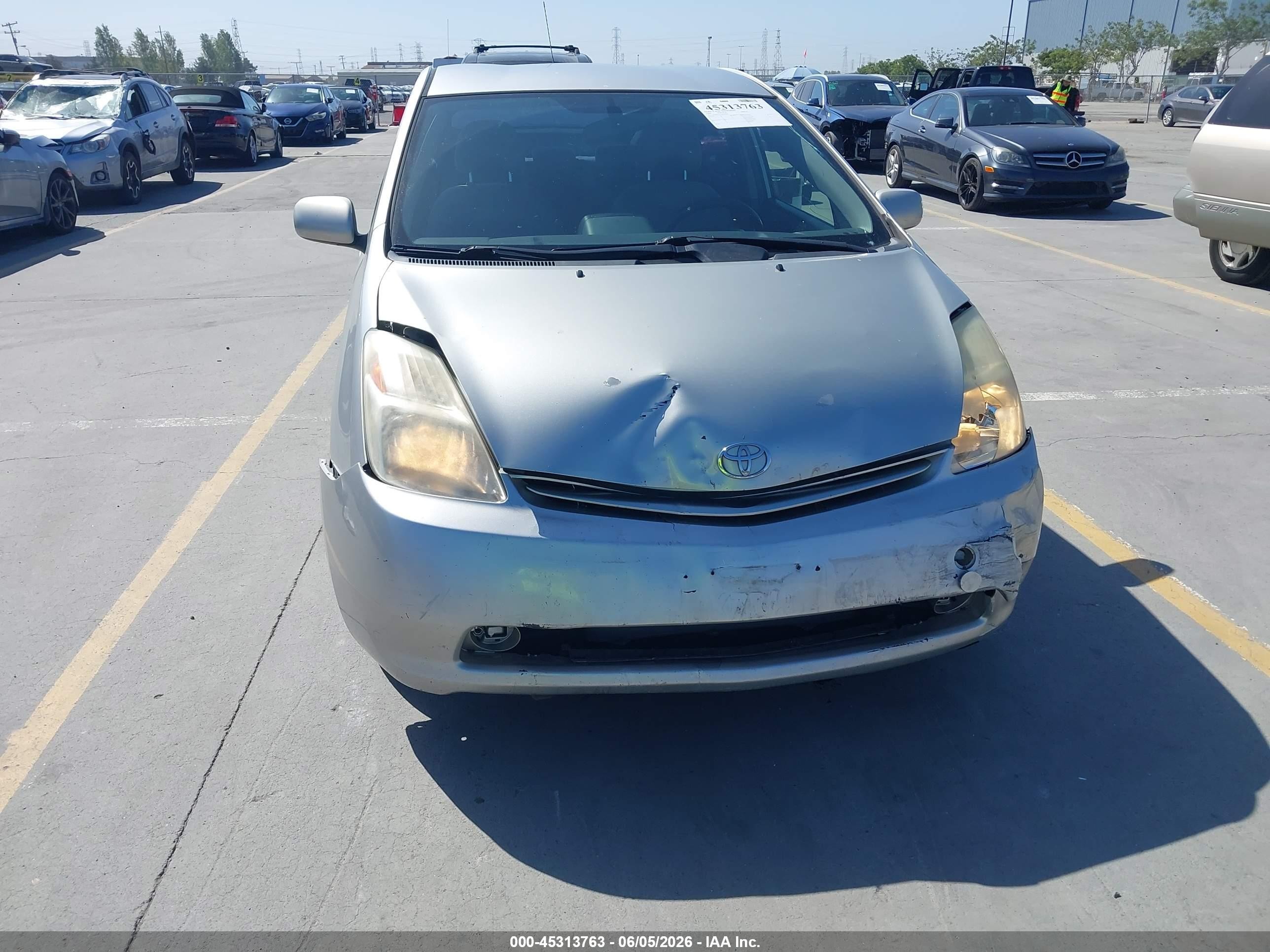 2004 Toyota Prius   Gray vin: JTDKB22U540029918