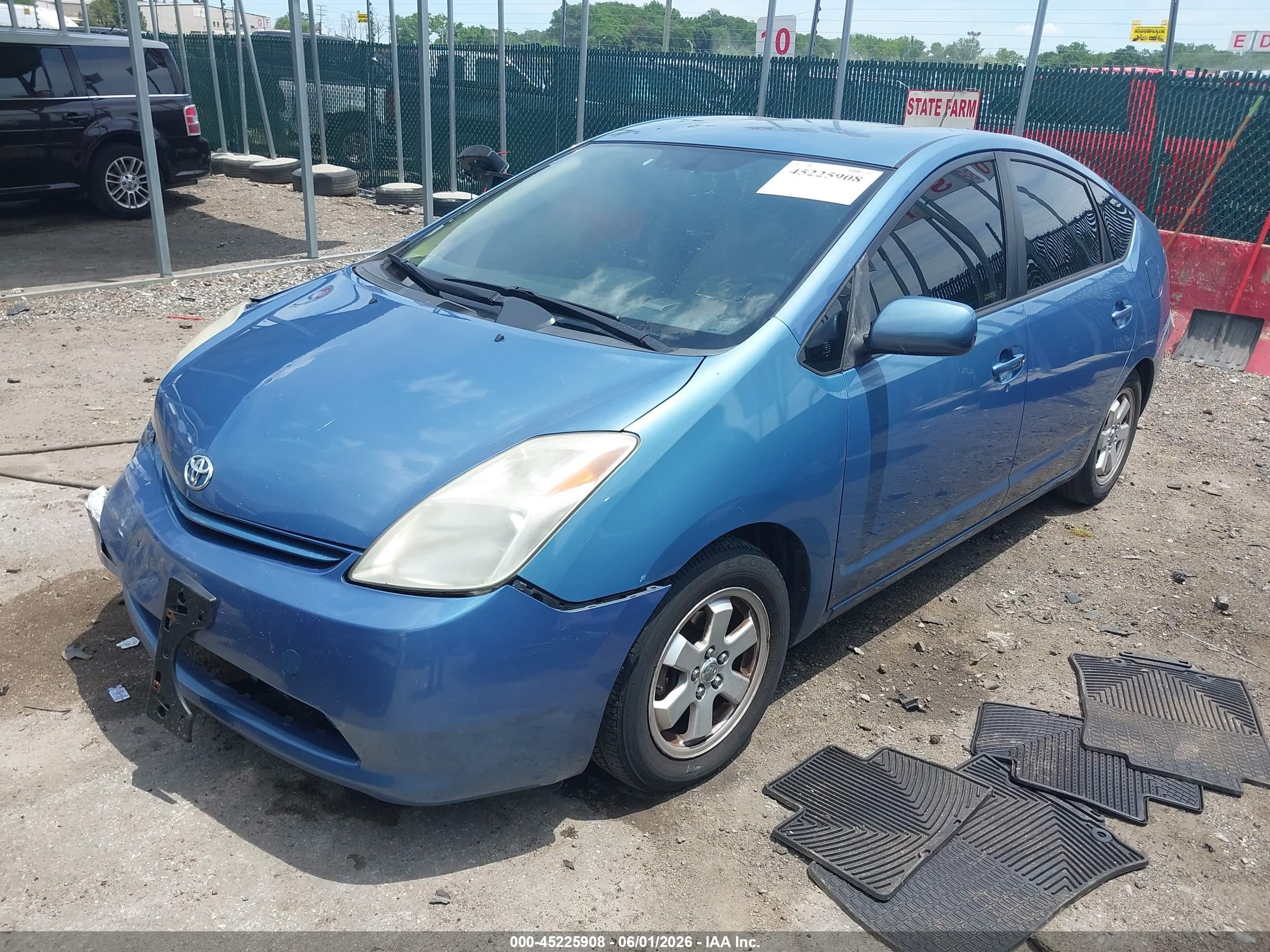2004 Toyota Prius   Blue vin: JTDKB22U640102942
