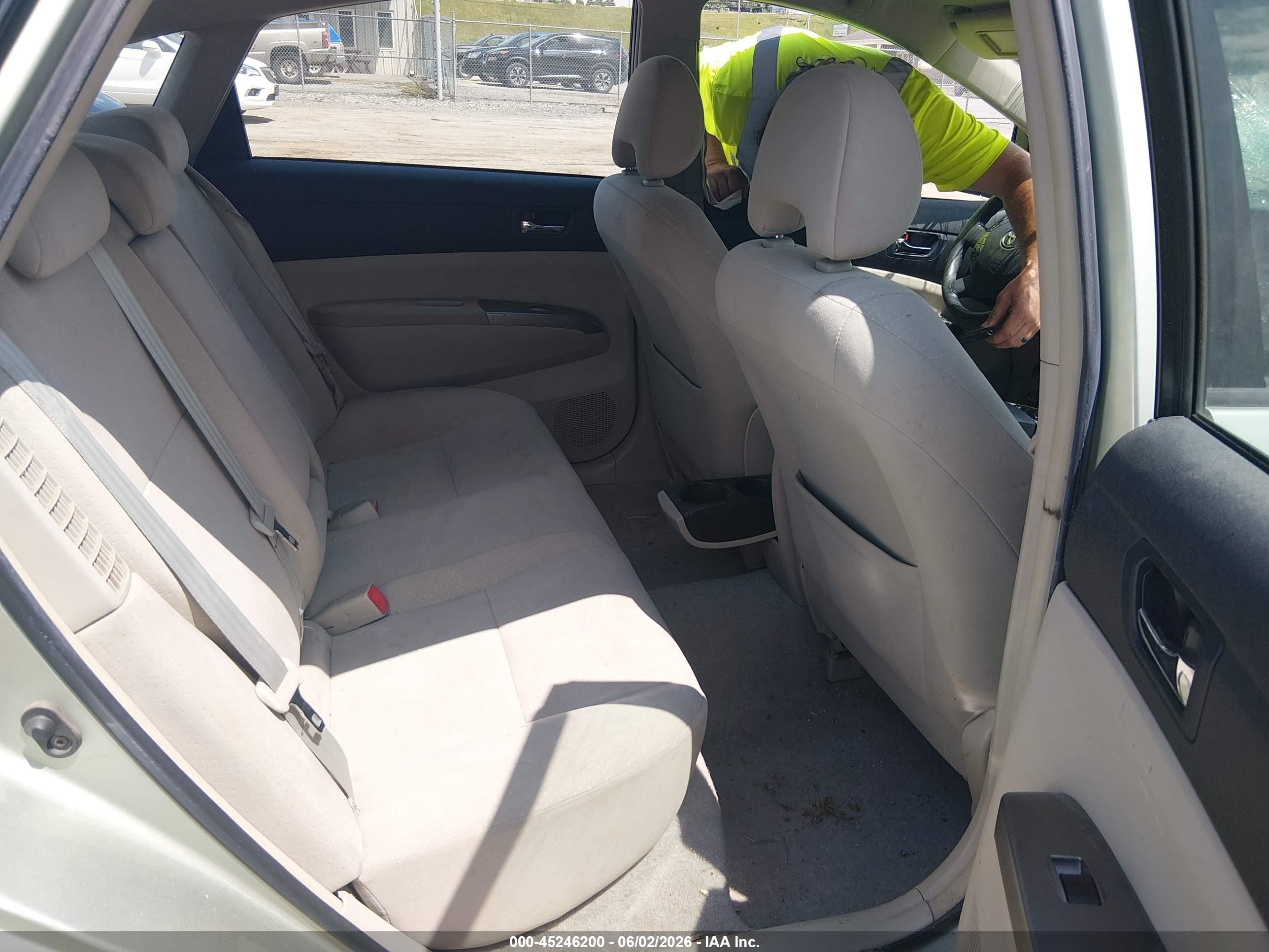 2006 Toyota Prius   Green vin: JTDKB22U663145761
