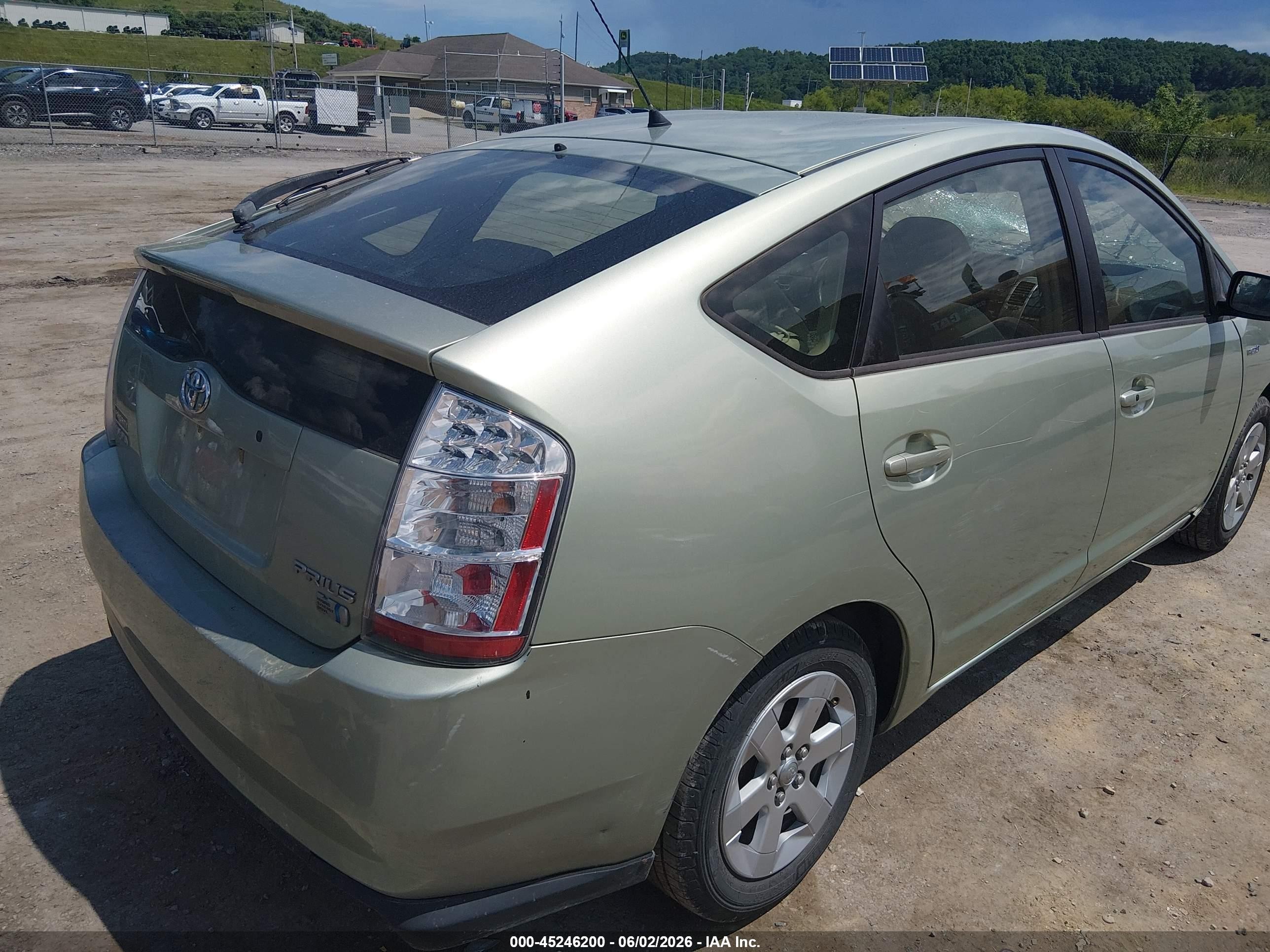 2006 Toyota Prius   Green vin: JTDKB22U663145761