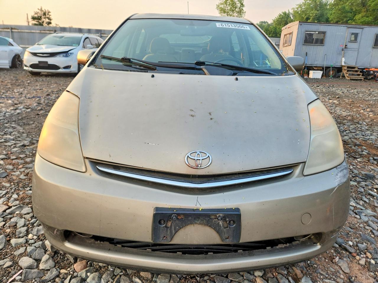 2006 Toyota Prius Base Tan vin: JTDKB22U663187413